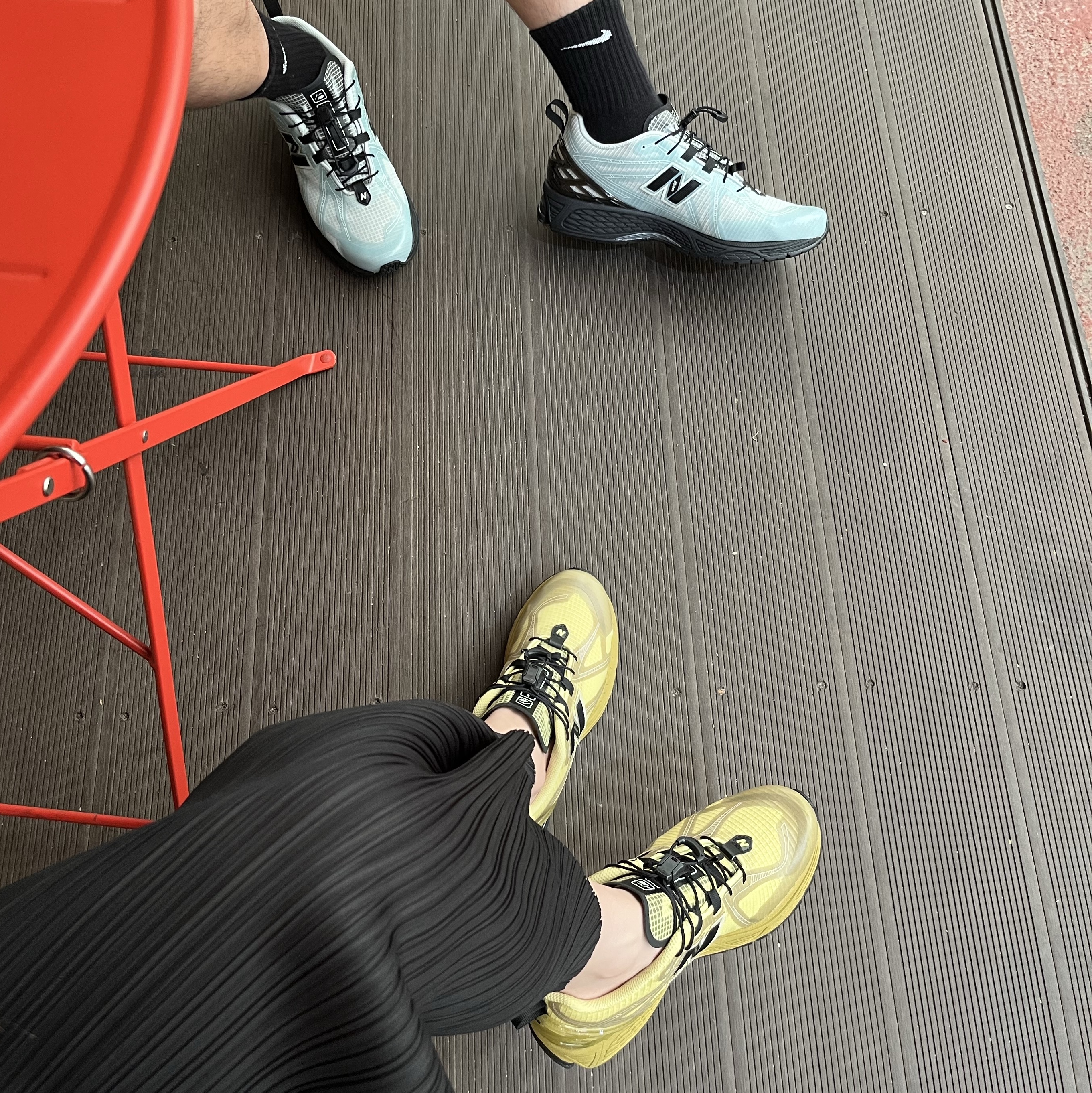 New Balance x Cayl 1906R Yellow, New Balance x Cayl 1906R Blue 착용 스타일 - 2