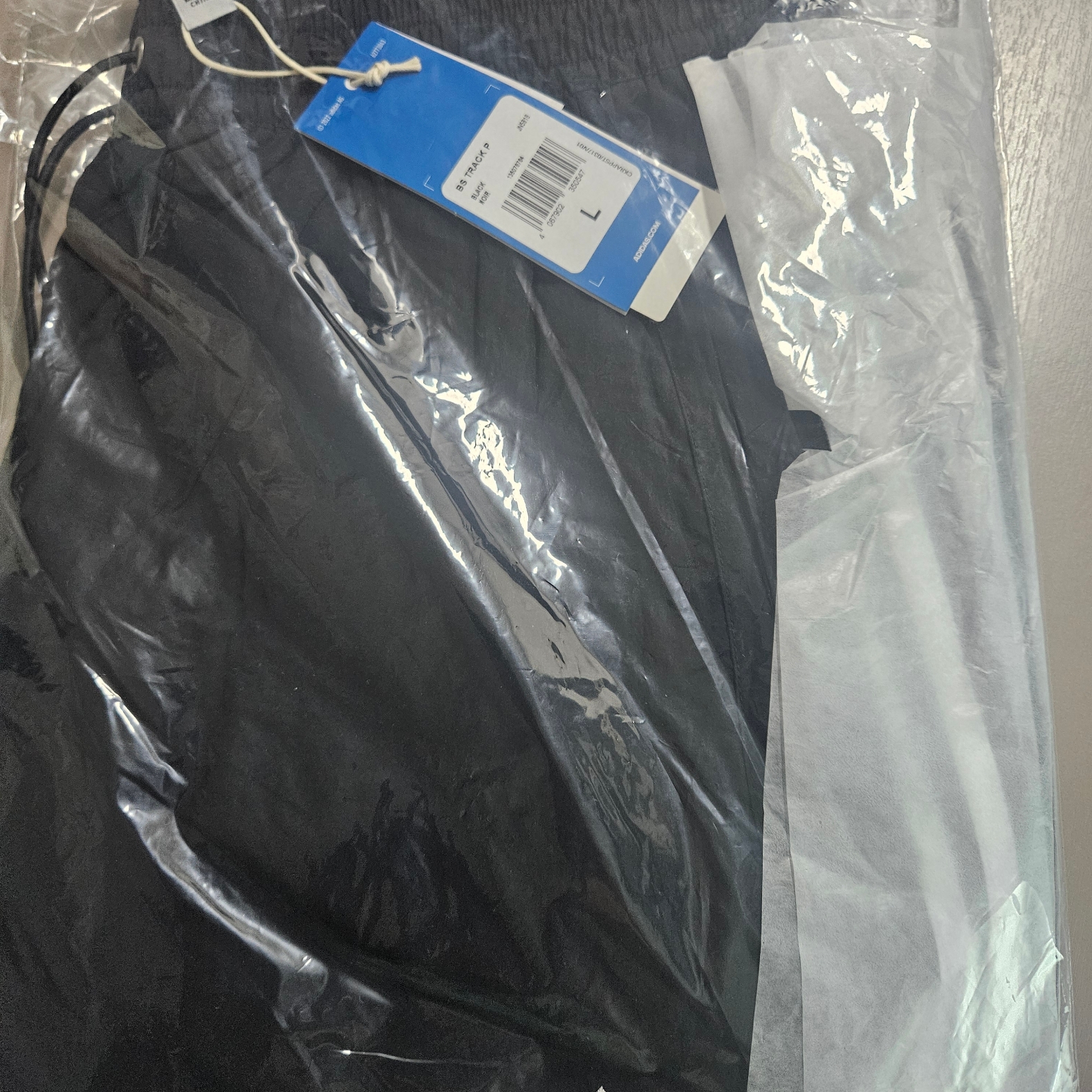 Adidas x Yeseyesee Blues-Like Track Pants Black - KR Sizing 착용 스타일 - 1