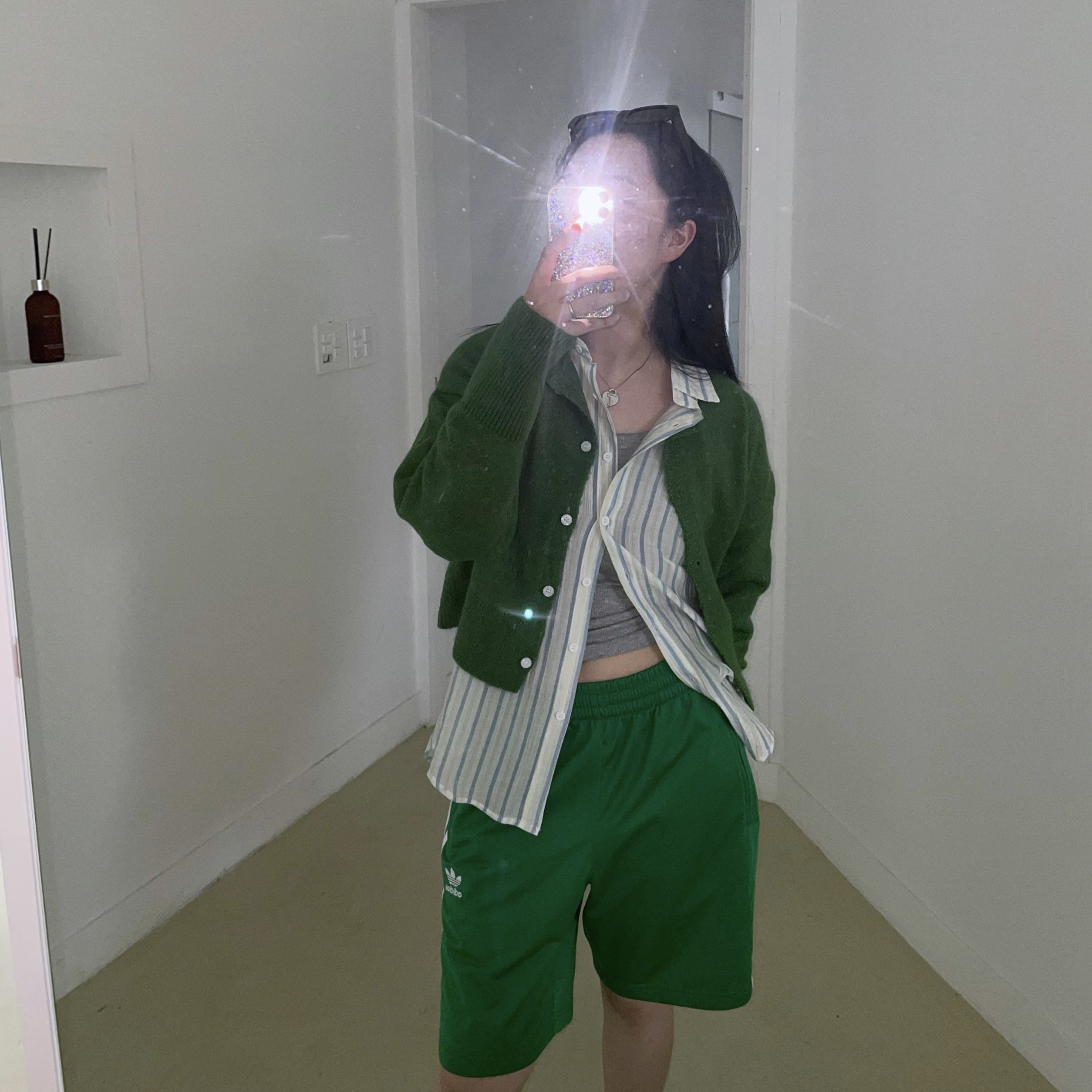 Adidas Adicolor Firebird Shorts Green White - KR Sizing, Adidas x Wales Bonner Country Mesa 착용 스타일 - 1