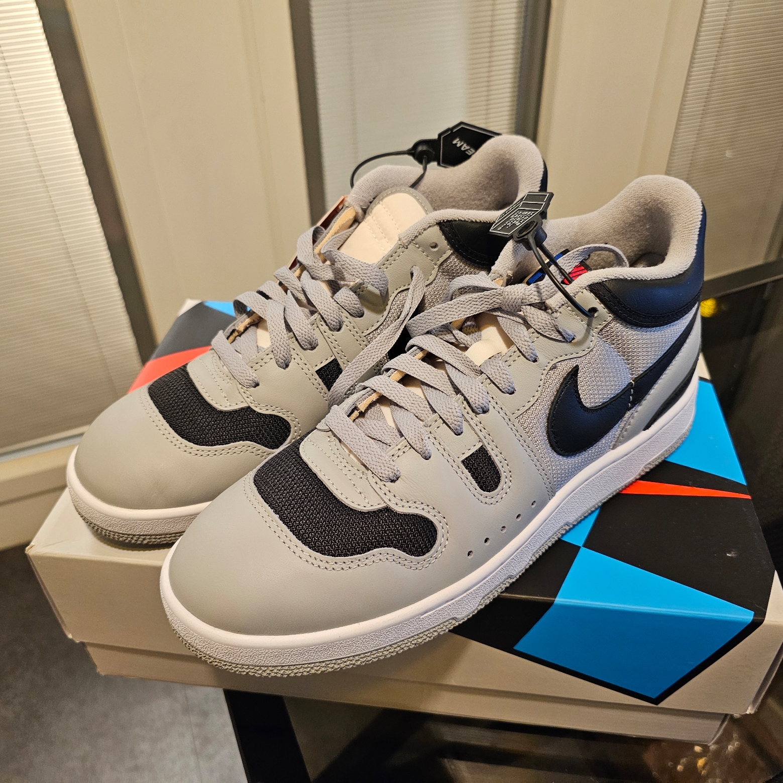 Nike Mac Attack QS SP Light Smoke Grey, Nike x Travis Scott Mac Attack SP Light Smoke Grey 착용 스타일 - 1