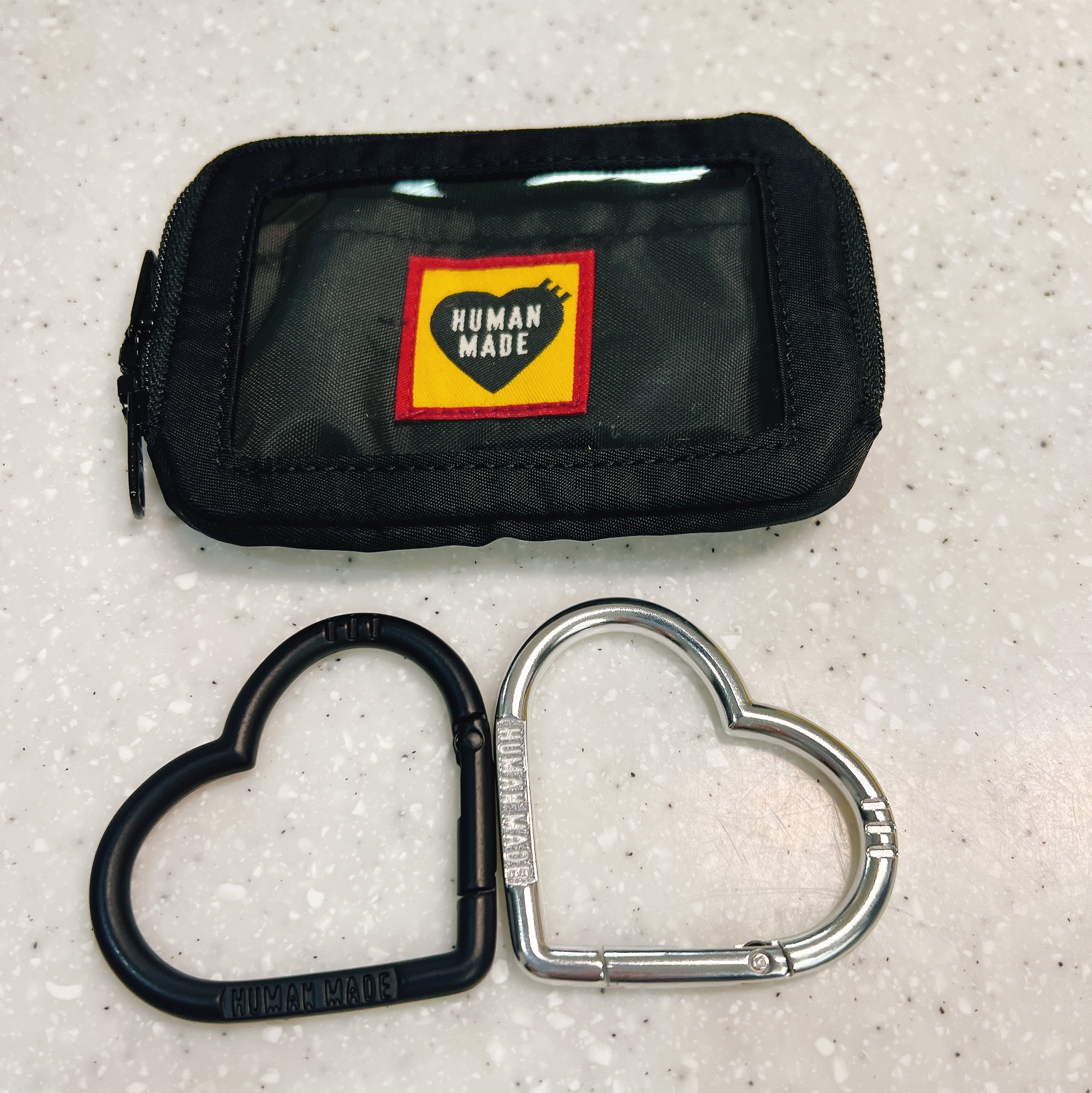 Human Made Heart Carabiner Silver, Human Made Military Card Case Black 착용 스타일