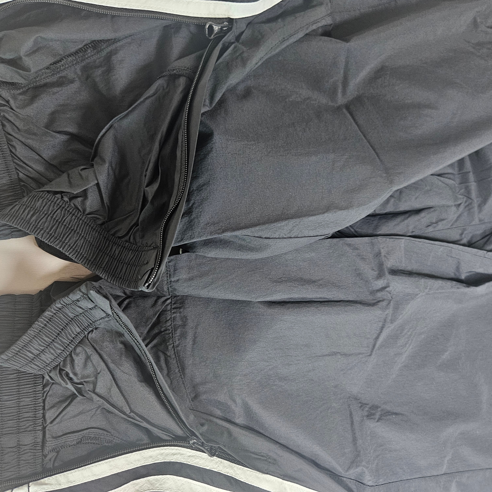 Adidas x Yeseyesee Blues-Like Track Pants Black - KR Sizing 착용 스타일 - 6
