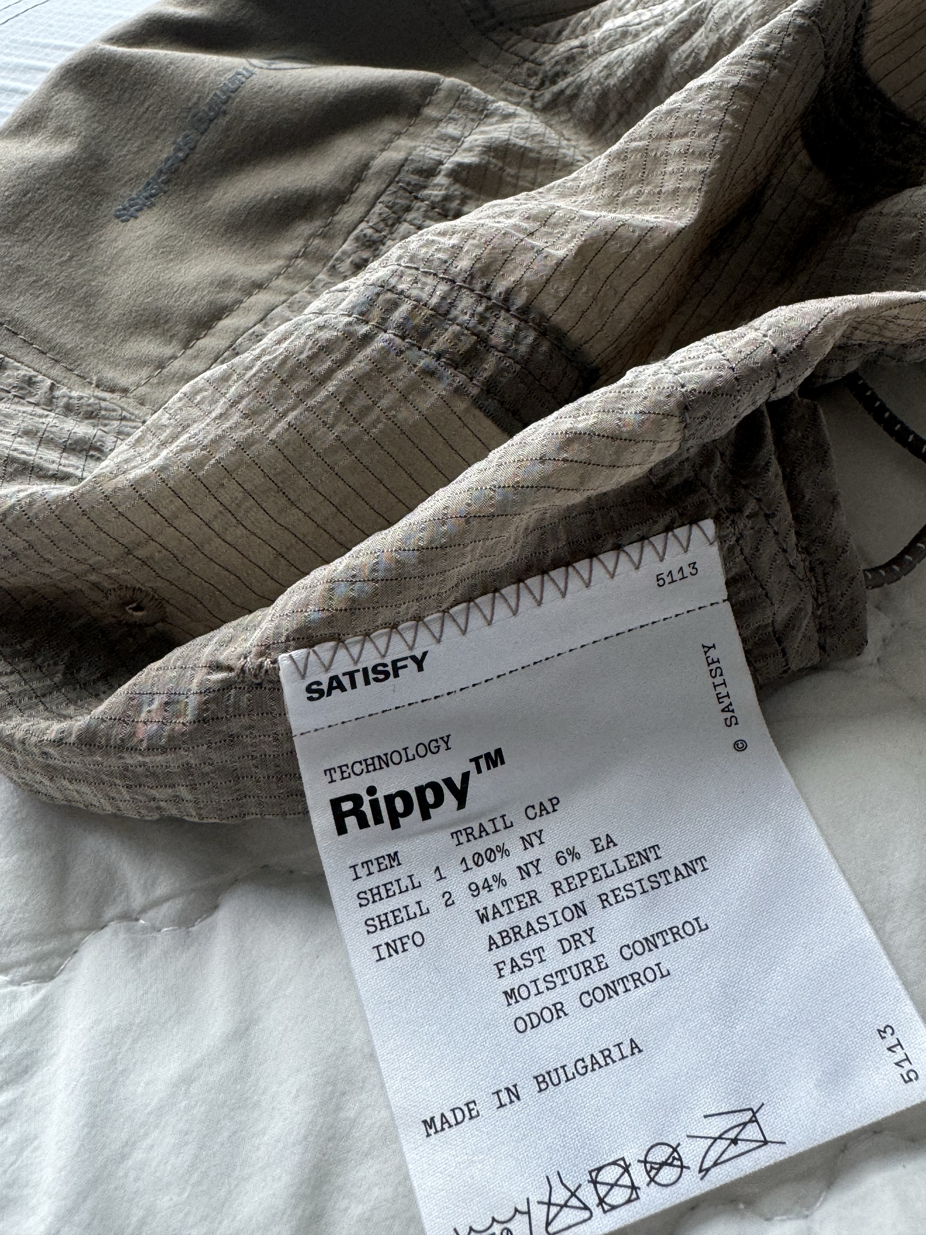 Satisfy Re-Possessed Rippy Trail Cap Beige 착용 스타일 - 2