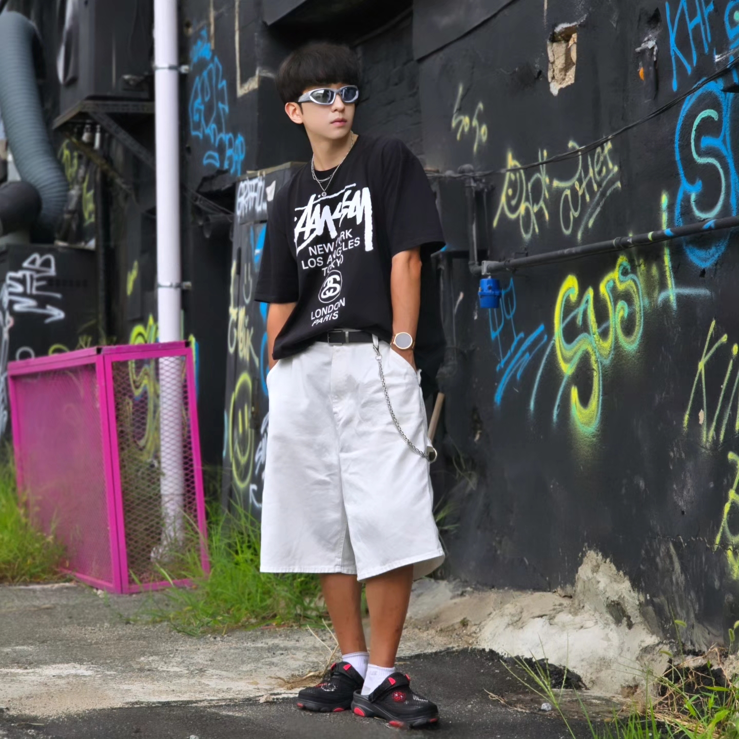 Stussy World Tour T-Shirt Black 2024,2025, Stussy World Tour T-Shirt Black 2023 착용 스타일 - 5