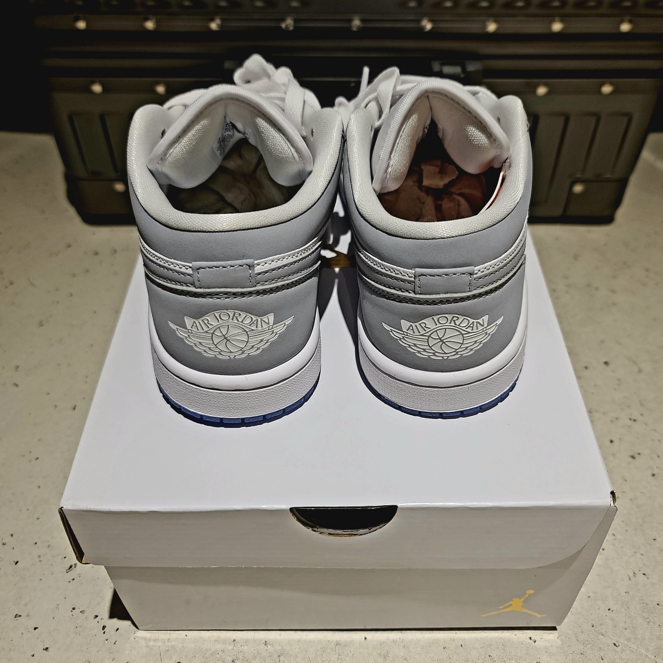 (W) Jordan 1 Low White Wolf Grey 착용 스타일 - 3