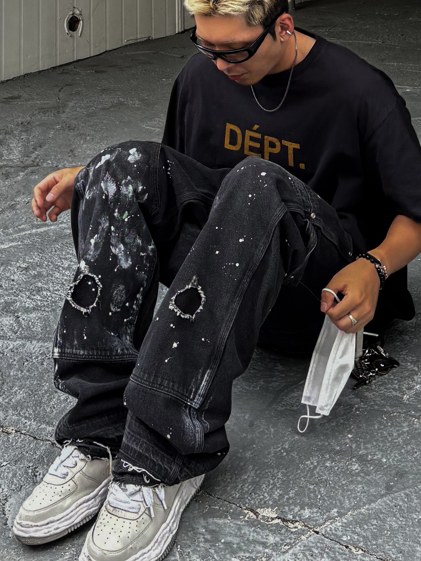 Wapworks Work Double Knee Carpenter Pants, Maison Mihara Yasuhiro Wayne Puffer OG Sole Leather Low-top Sneakers White 착용 스타일 - 1