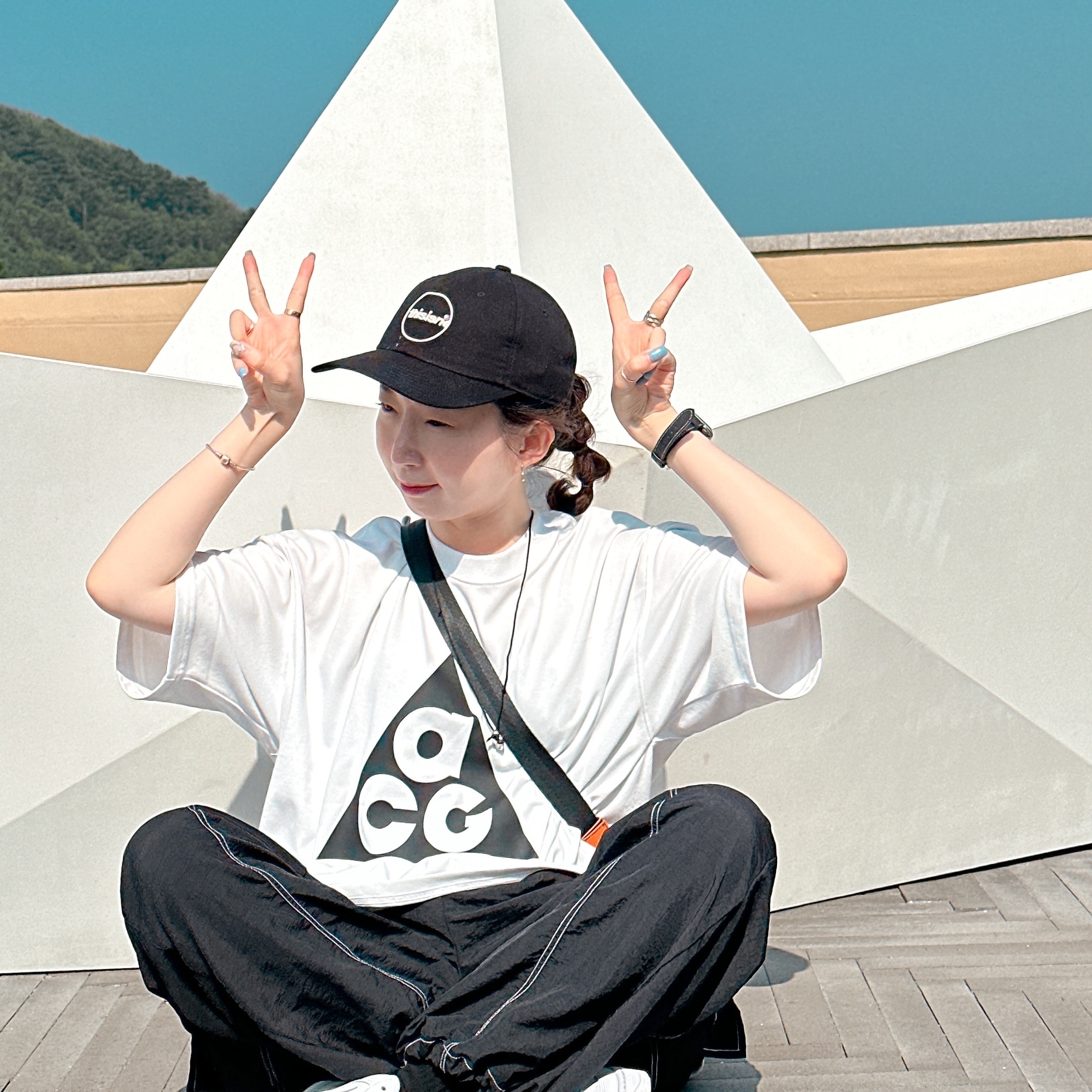 Nike ACG HBR Short Sleeve T-Shirt Summit White - Asia, (W) Nike Air Force 1 '07 Low White 착용 스타일 - 1