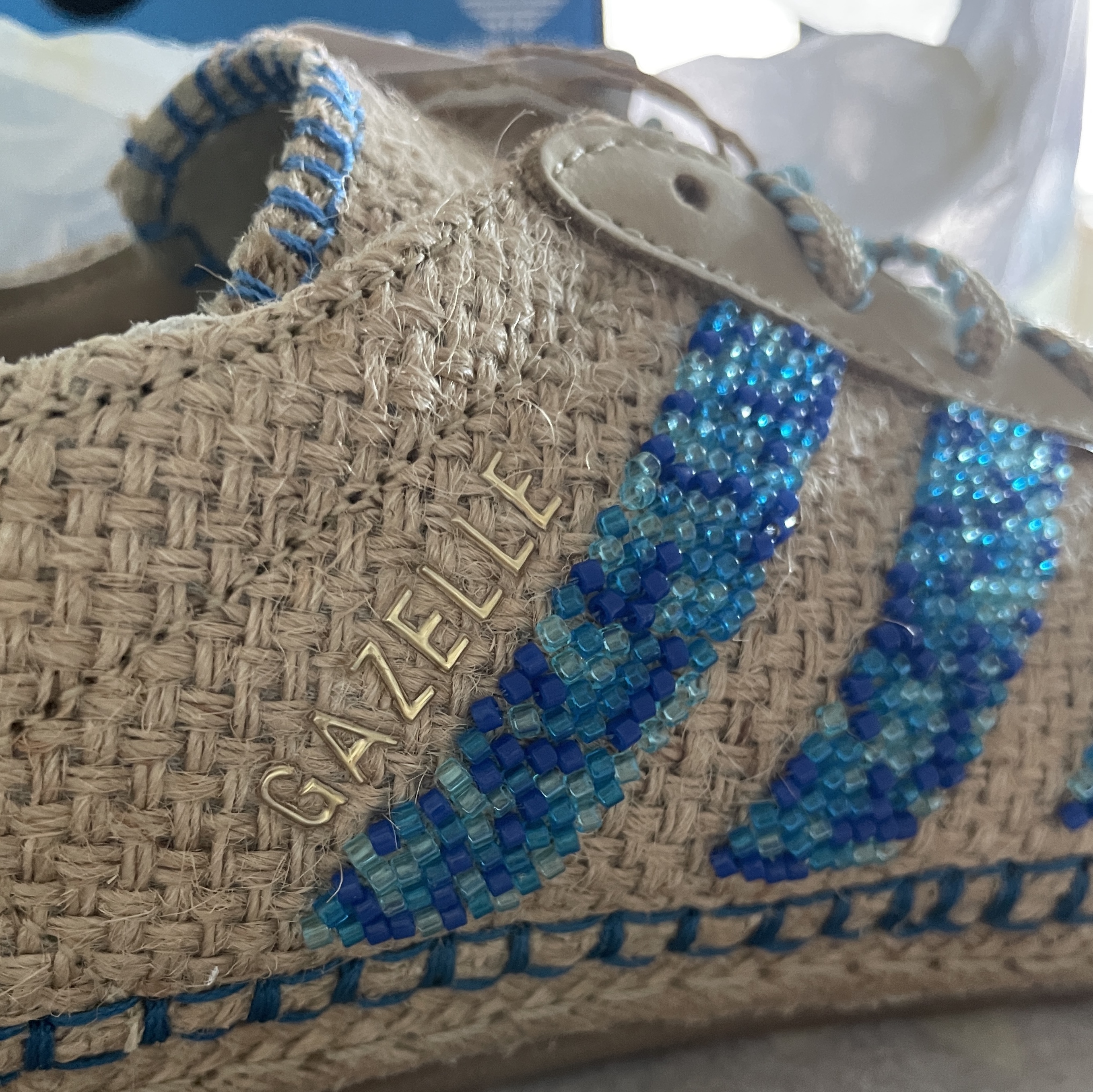 Adidas x Clot Gazelle Linen Khaki Light Blue 착용 스타일