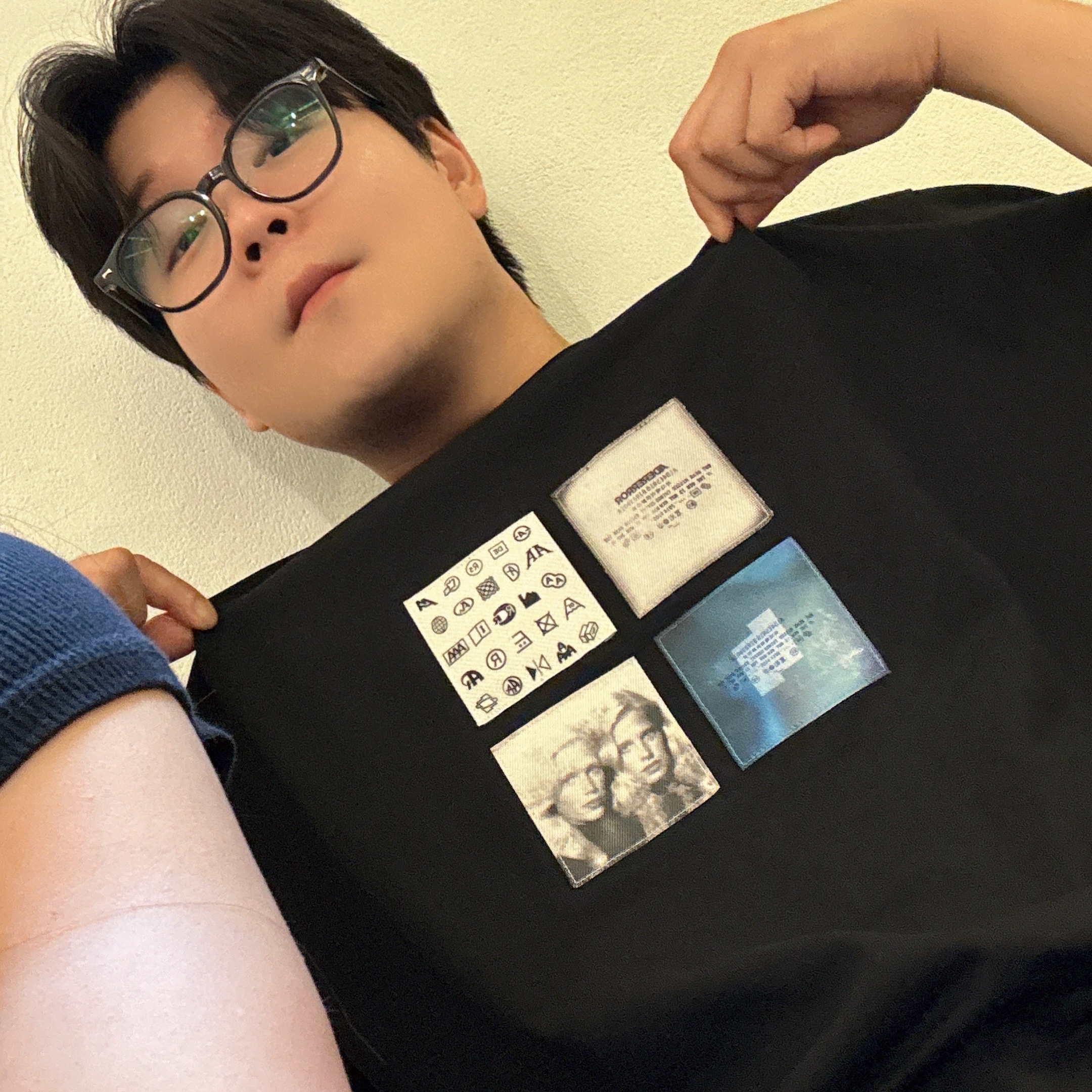 Ader Error Mati T-Shirt Noir 착용 스타일