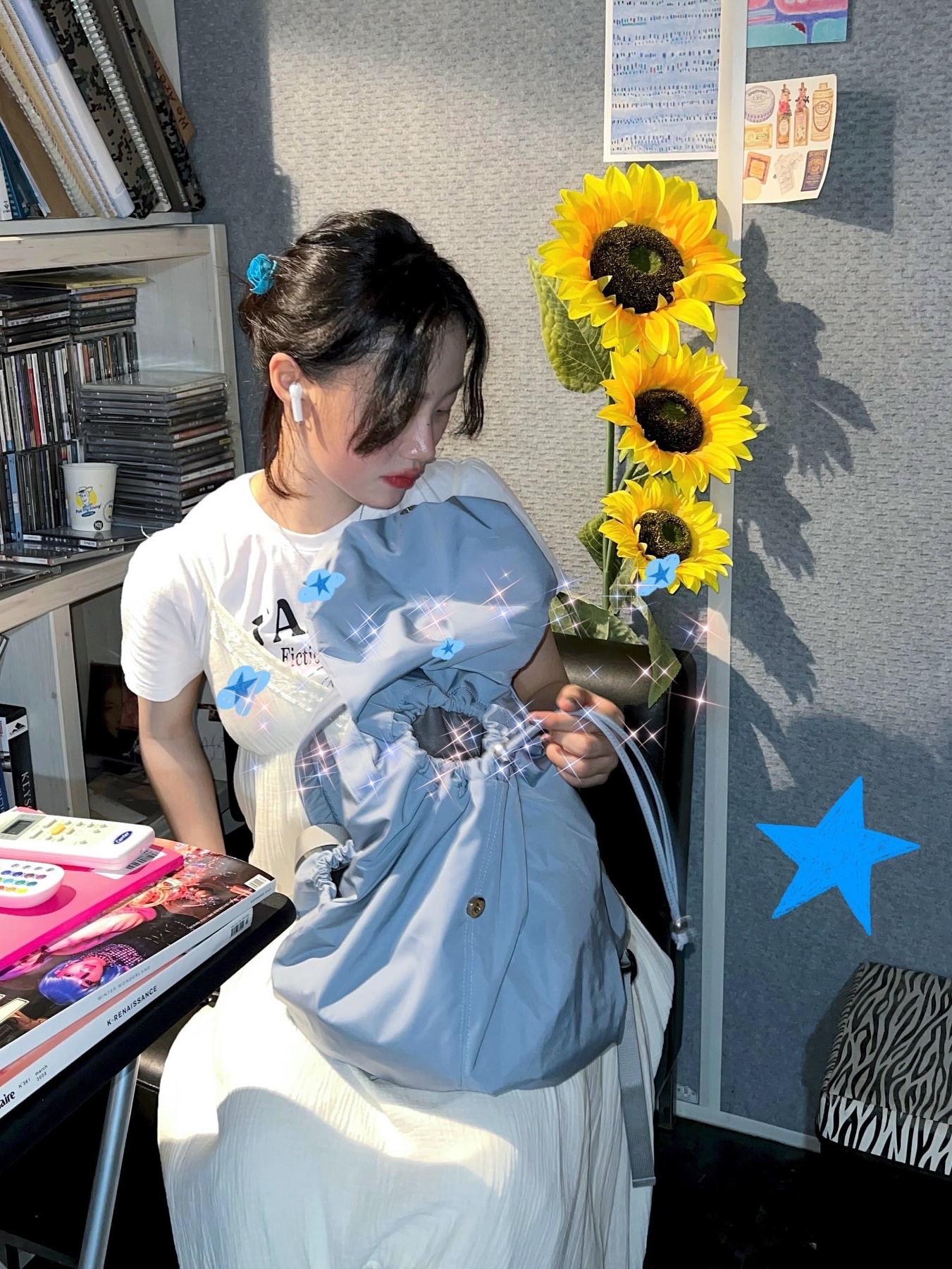 ACOC Blooming Backpack Ice Blue 착용 스타일 - 2