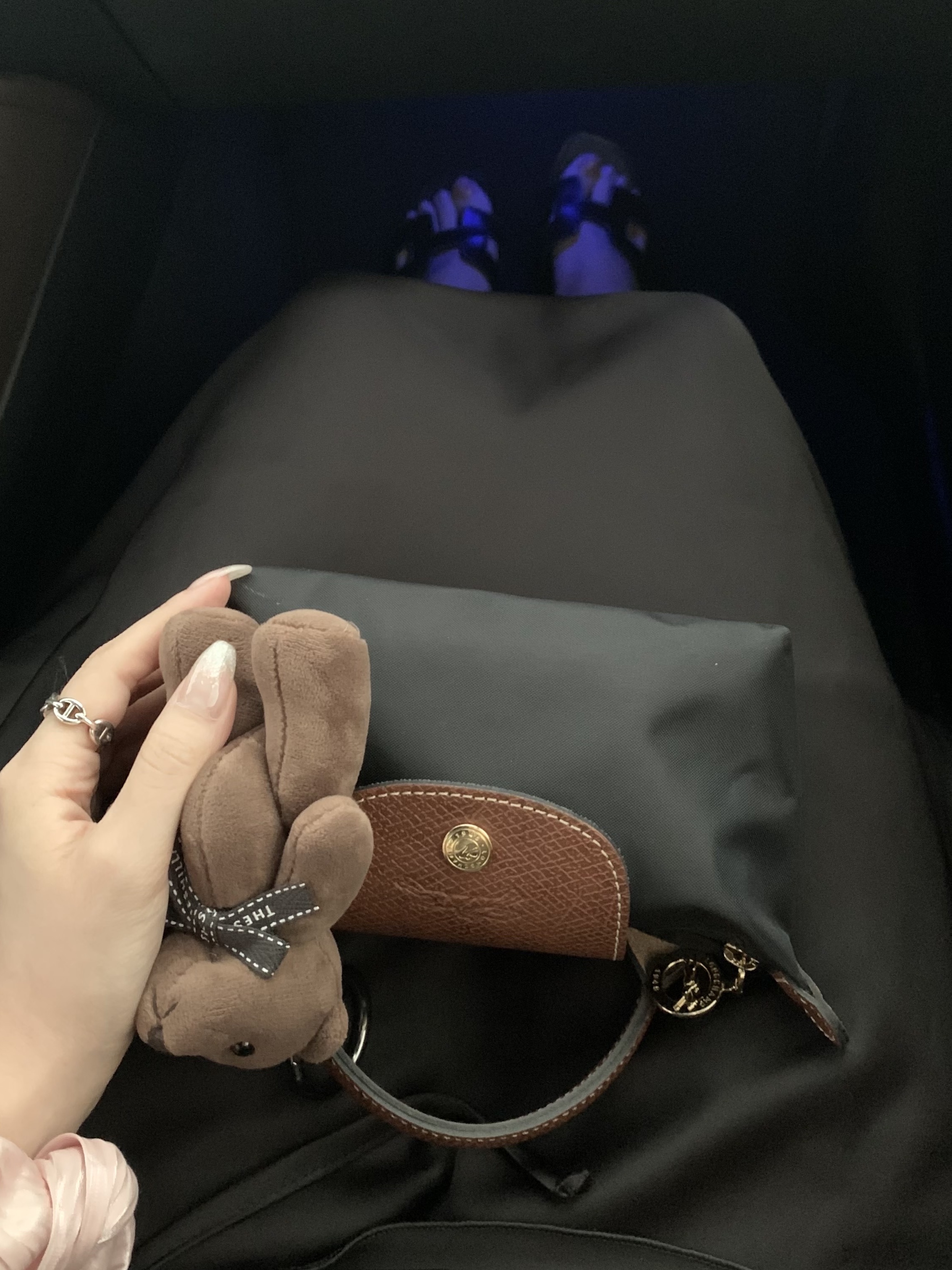 Longchamp Le Pliage Original Handle Pouch Black, (W) Hermes Oran Sandal Calfskin & Noir Piqures Ecrues 착용 스타일 - 2