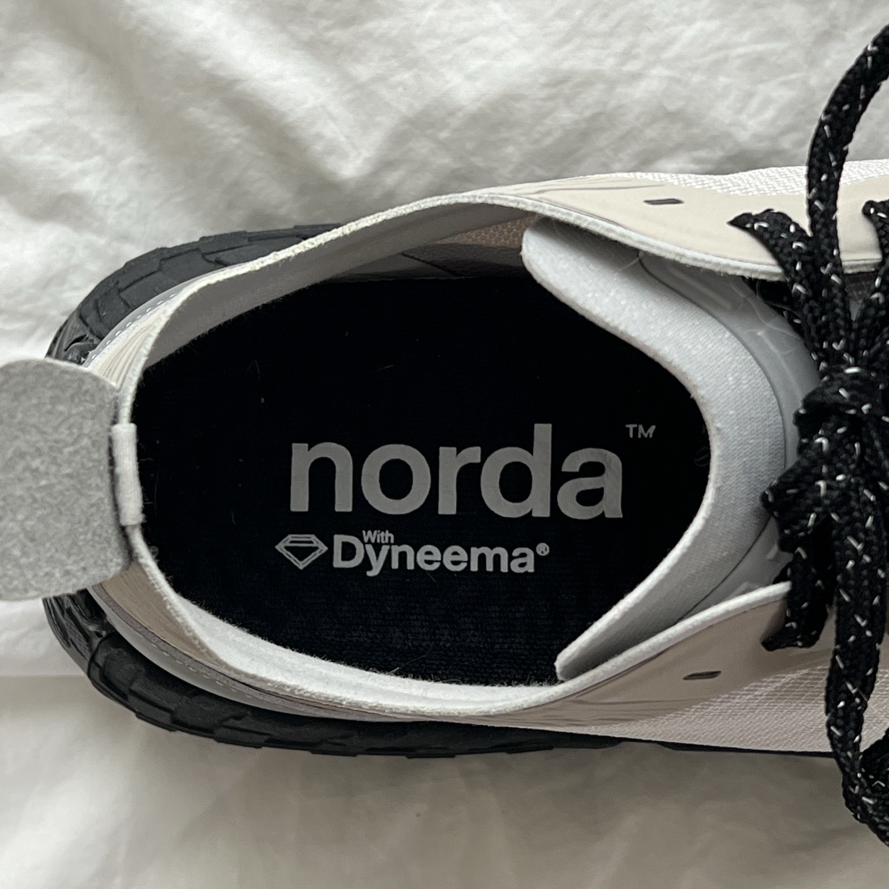 Norda 001/A Cinder 착용 스타일 - 6