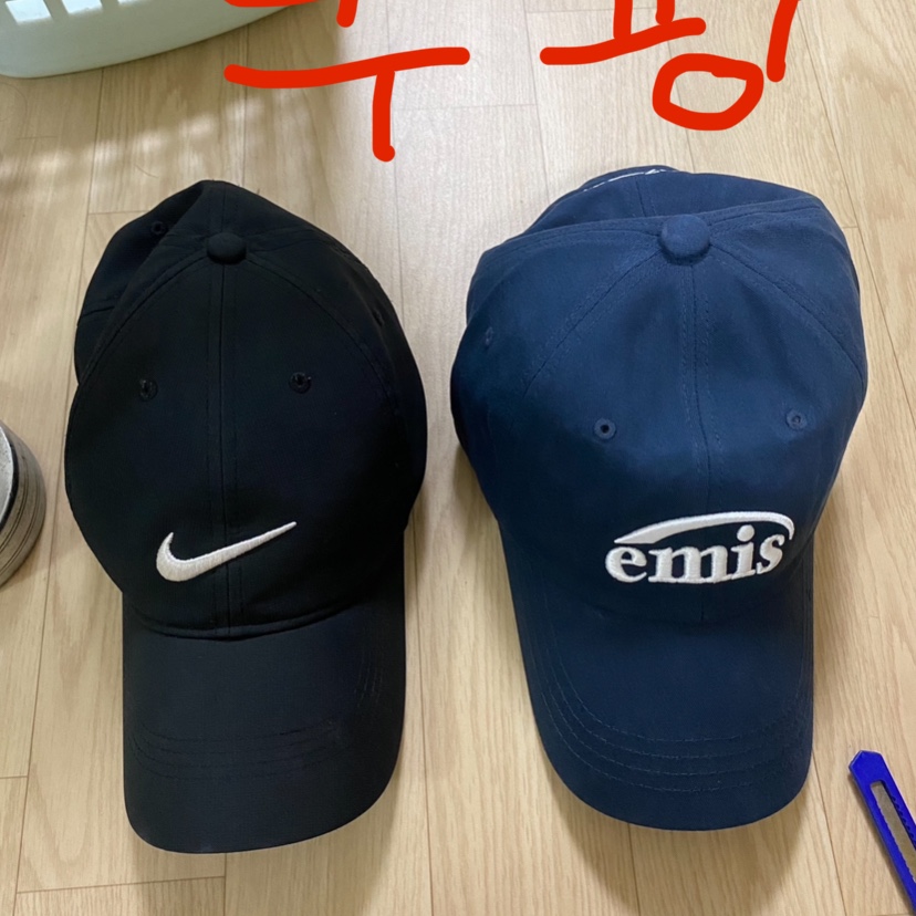 Emis New Logo Emis Cap Navy 착용 스타일 - 3