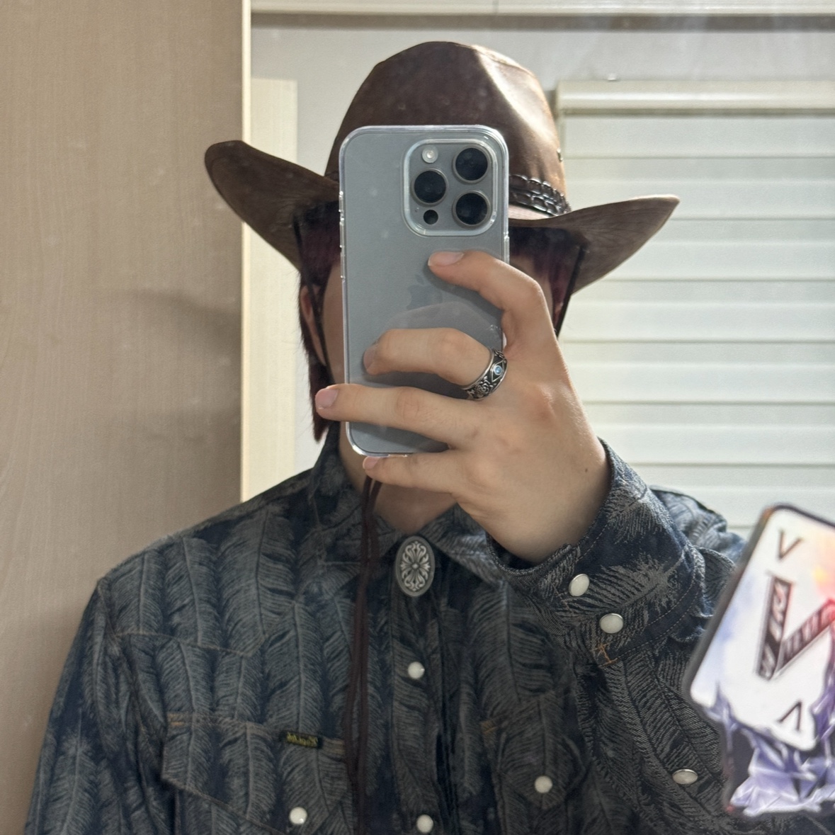Kapital 5 oz. Magpie Denim Western Shirt Dark Indigo 착용 스타일 - 1