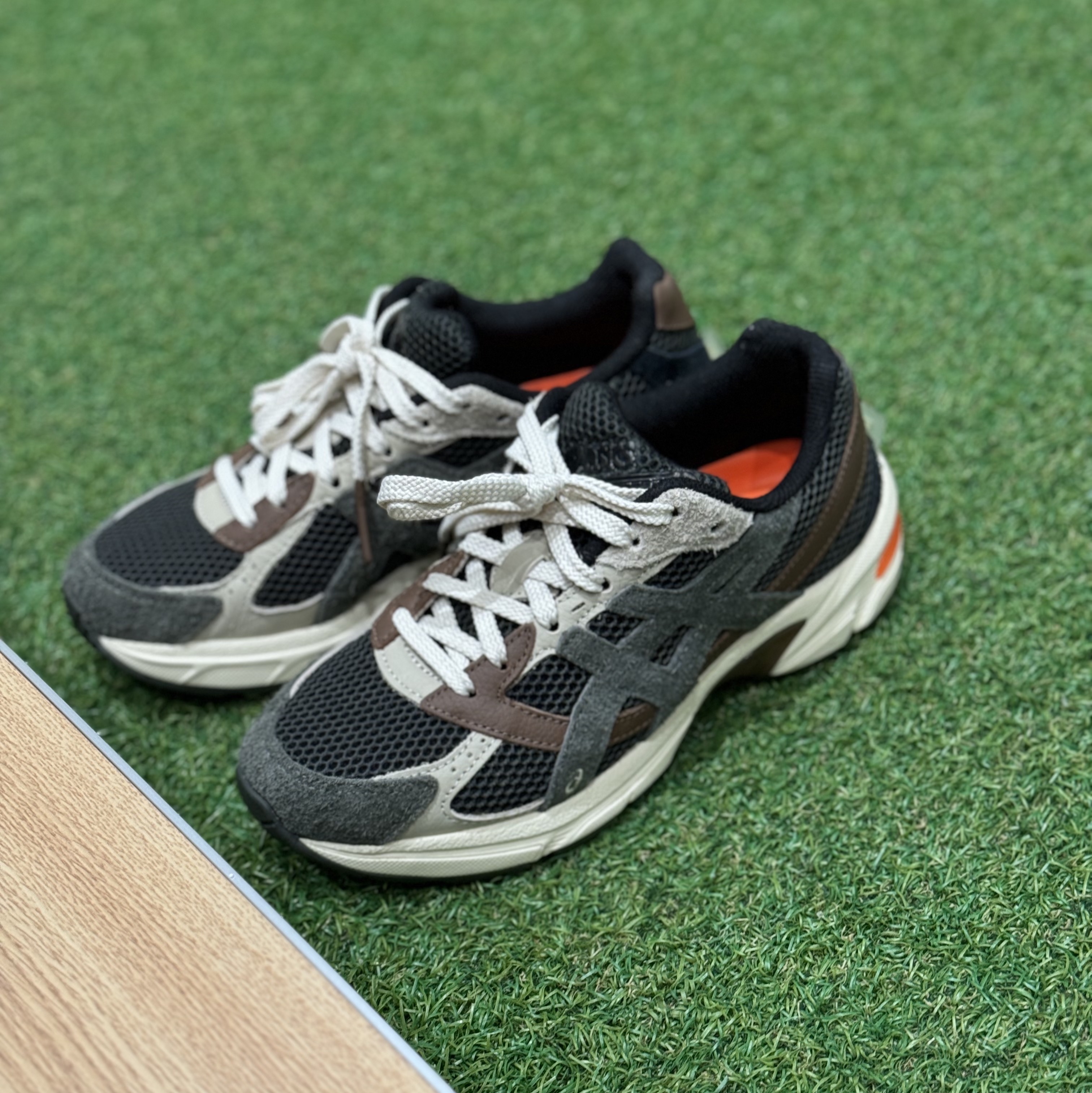 Asics x Hal Studios Gel-1130 MK-II Forest 착용 스타일