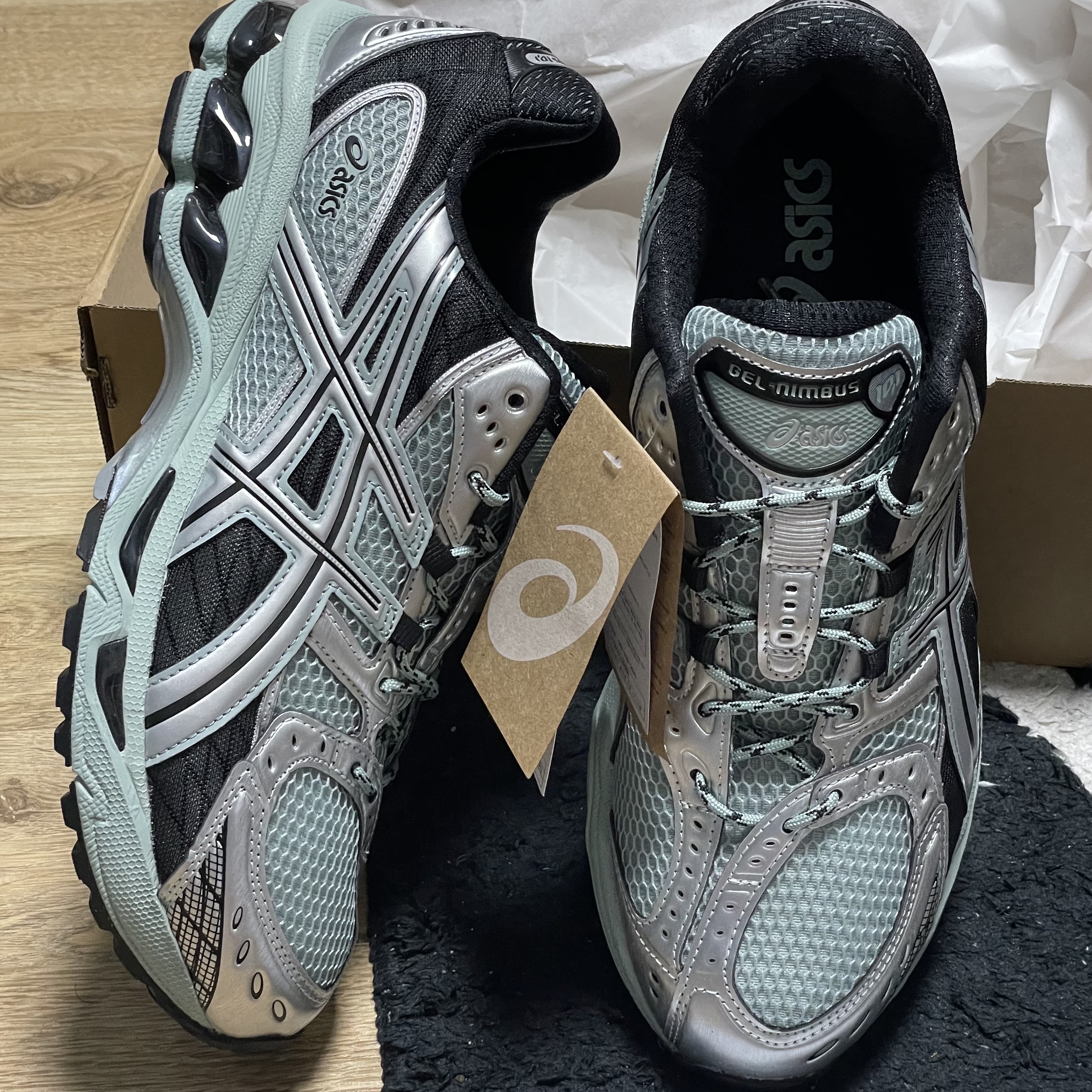Asics Gel-Nimbus 10.1 Ocean Haze Pure Silver 착용 스타일