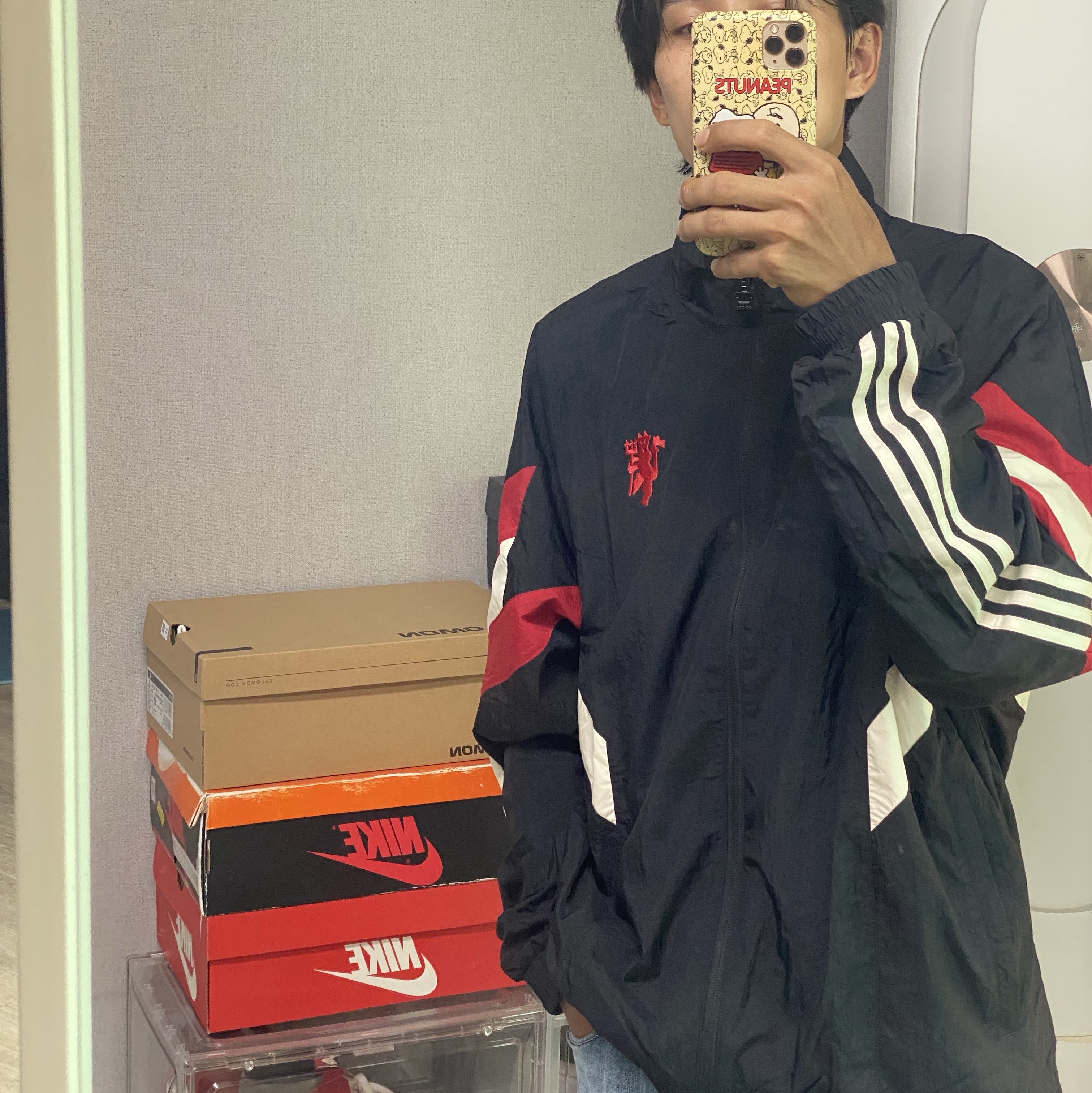 Adidas Manchester United Originals Track Top Black Red - KR Sizing 착용 스타일