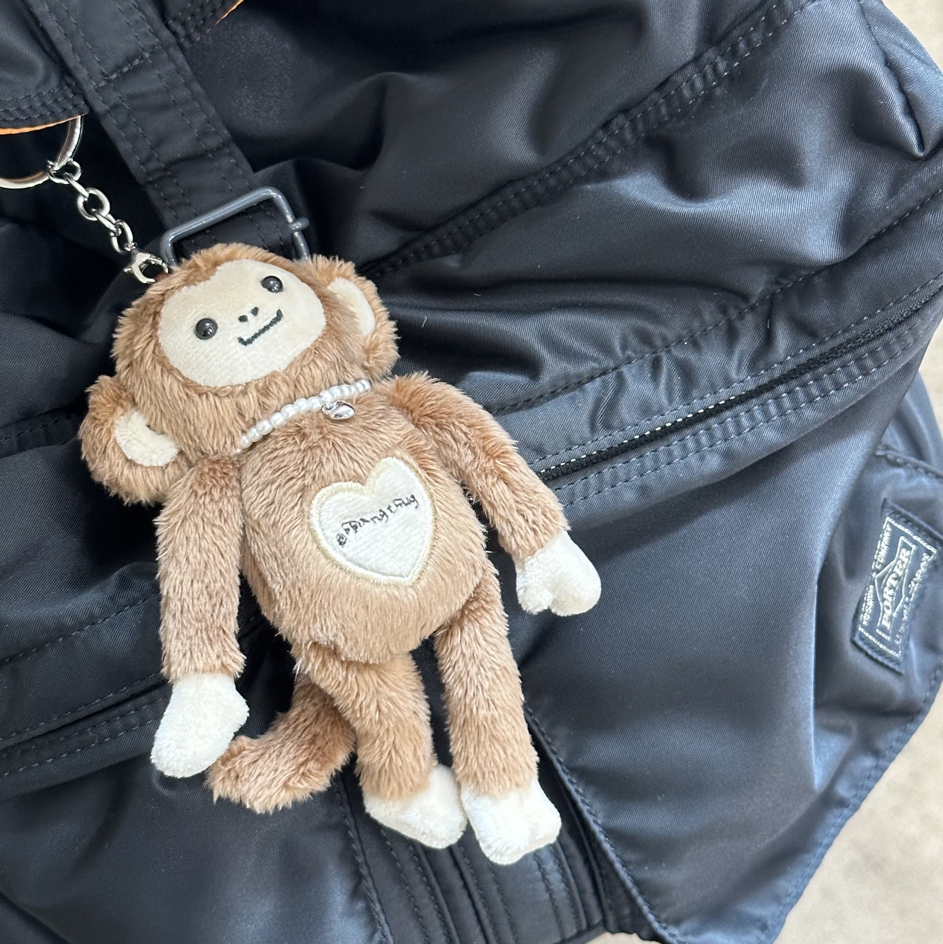 Porter Tanker Backpack Black 착용 스타일 - 1
