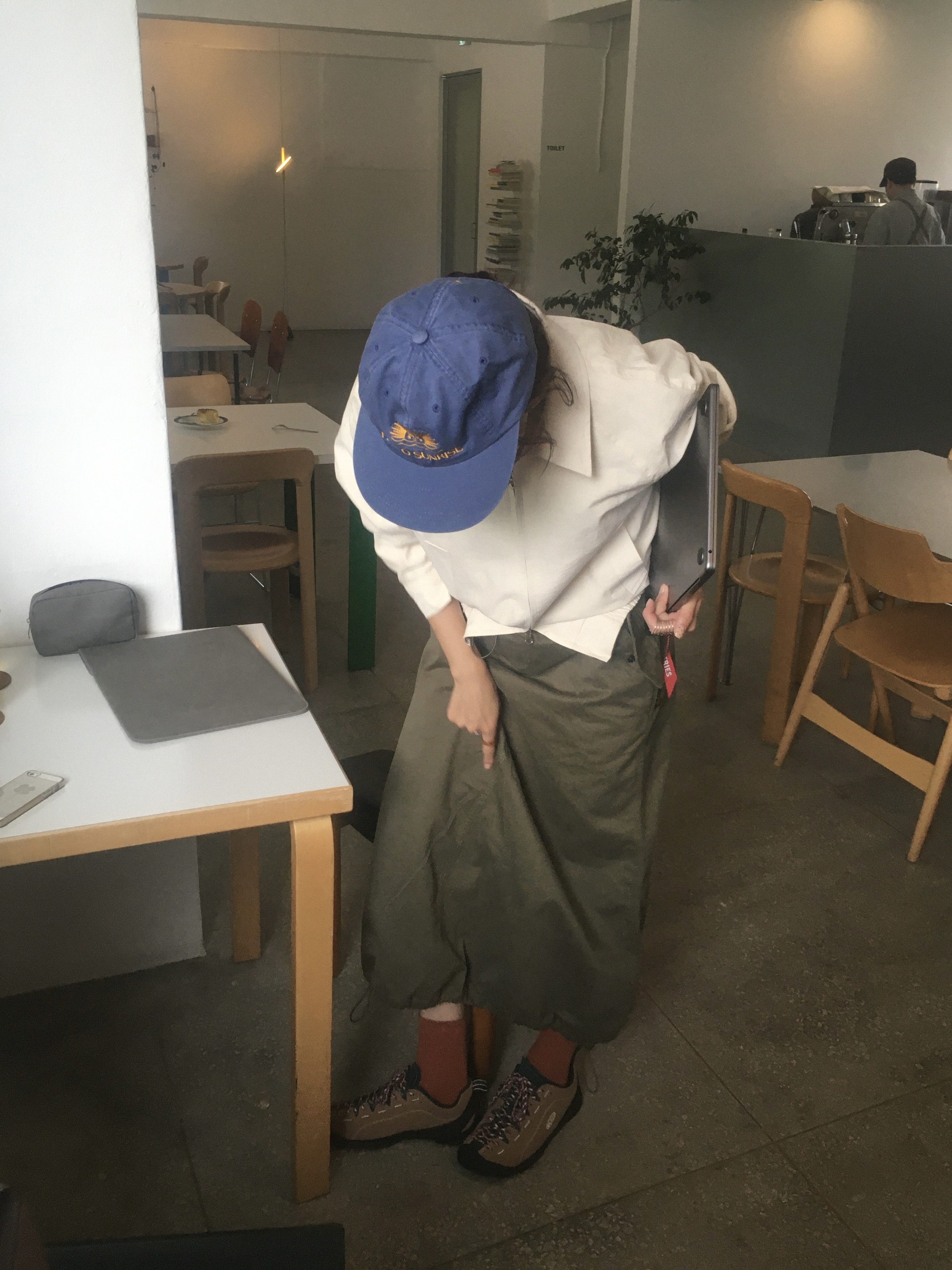 ALPHA INDUSTRIES Drawcord Skirt W Og-107 Green 착용 스타일 - 1