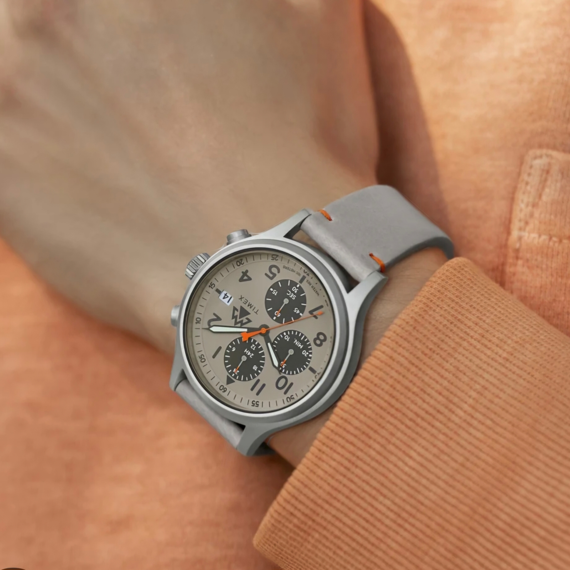 Timex Expedition North Sierra Chronograph 42mm Leather Strap Watch ray Silver Tone 착용 스타일