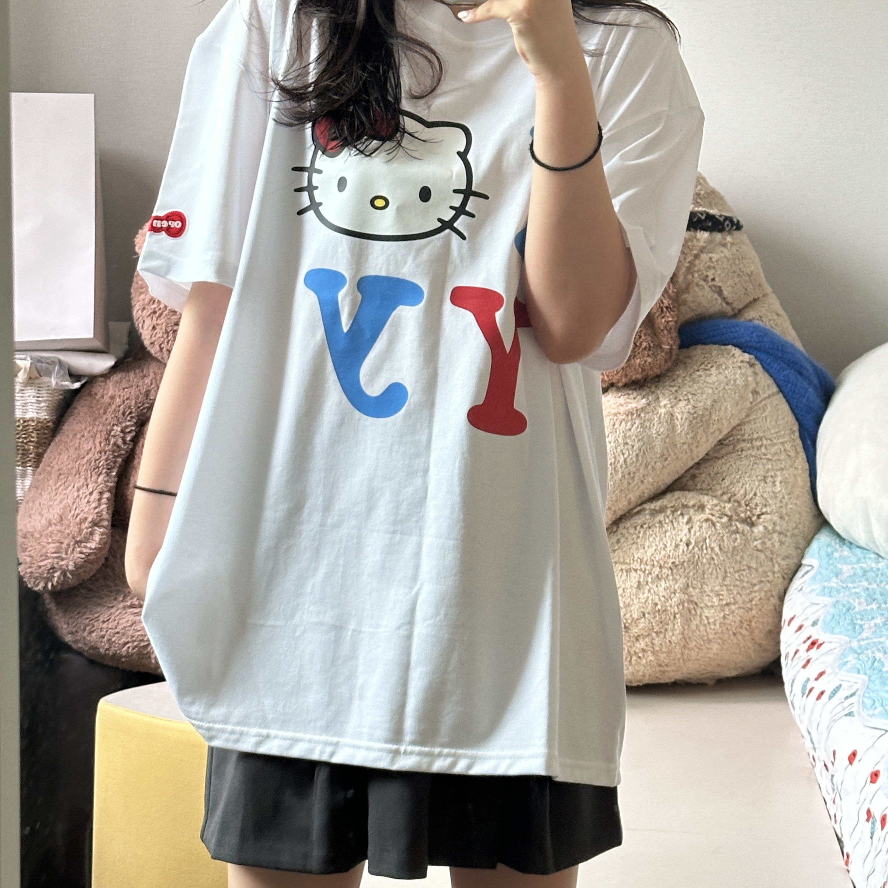Open Yy x Hello Kitty T-Shirt White 착용 스타일 - 1