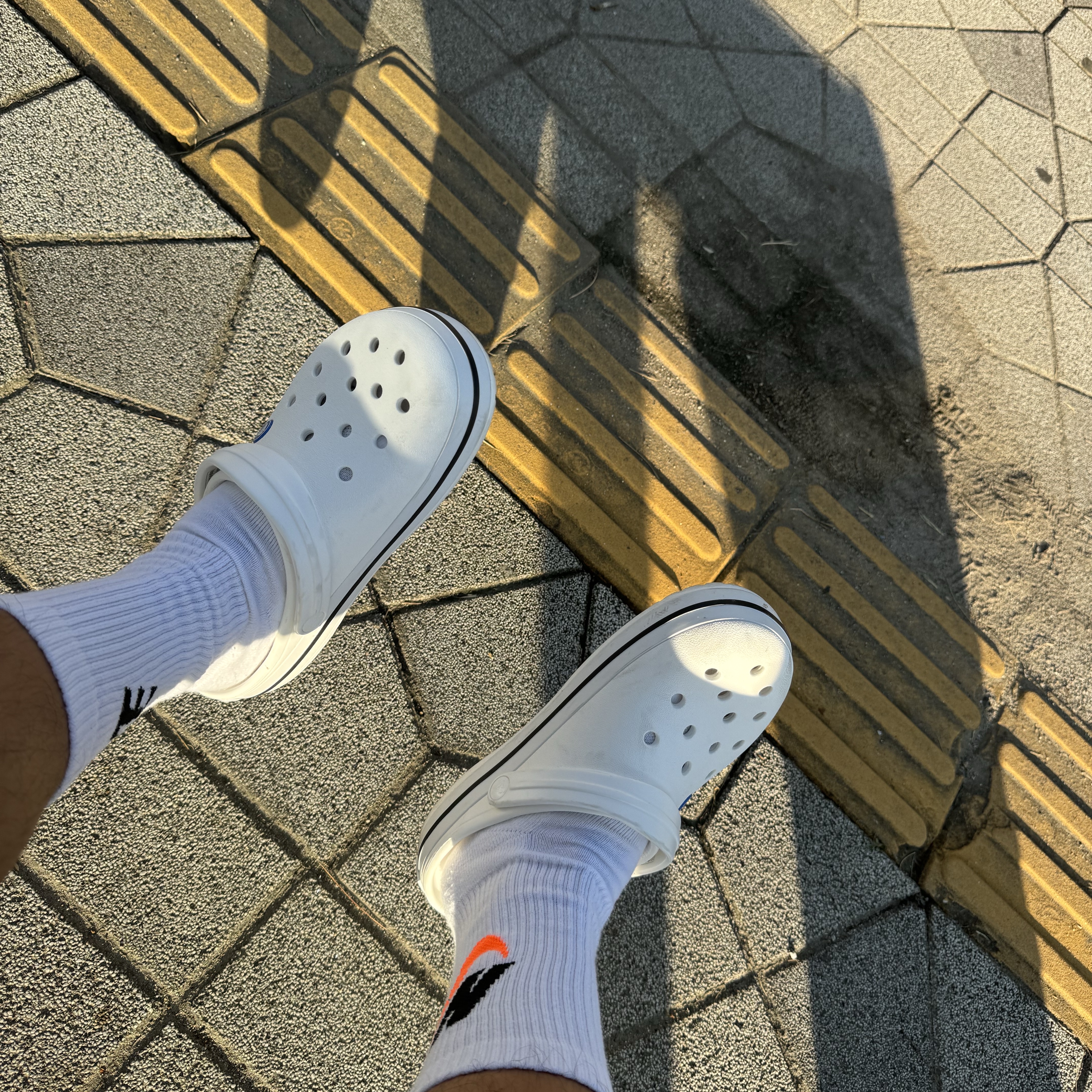Crocs Crocband Clog White 착용 스타일