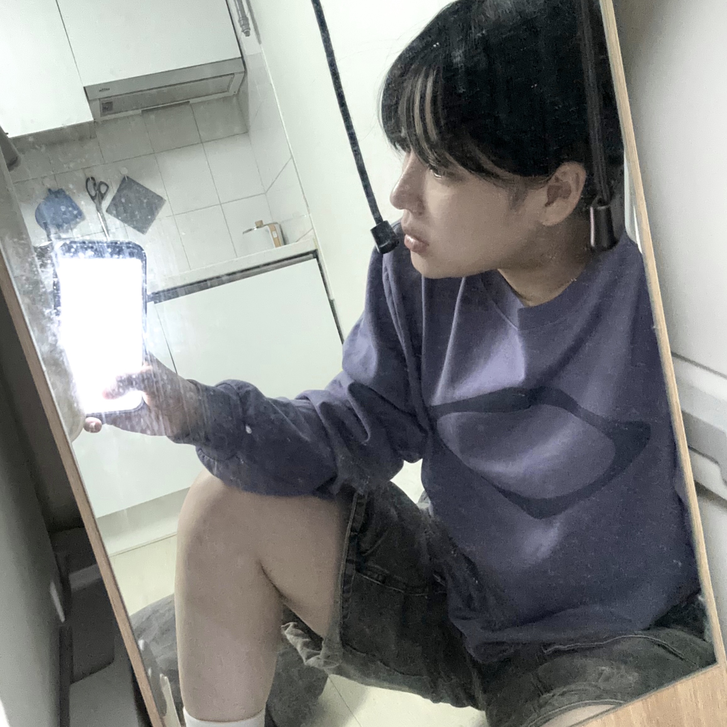 Mischief Rhombus Long Sleeve Purple 착용 스타일 - 1