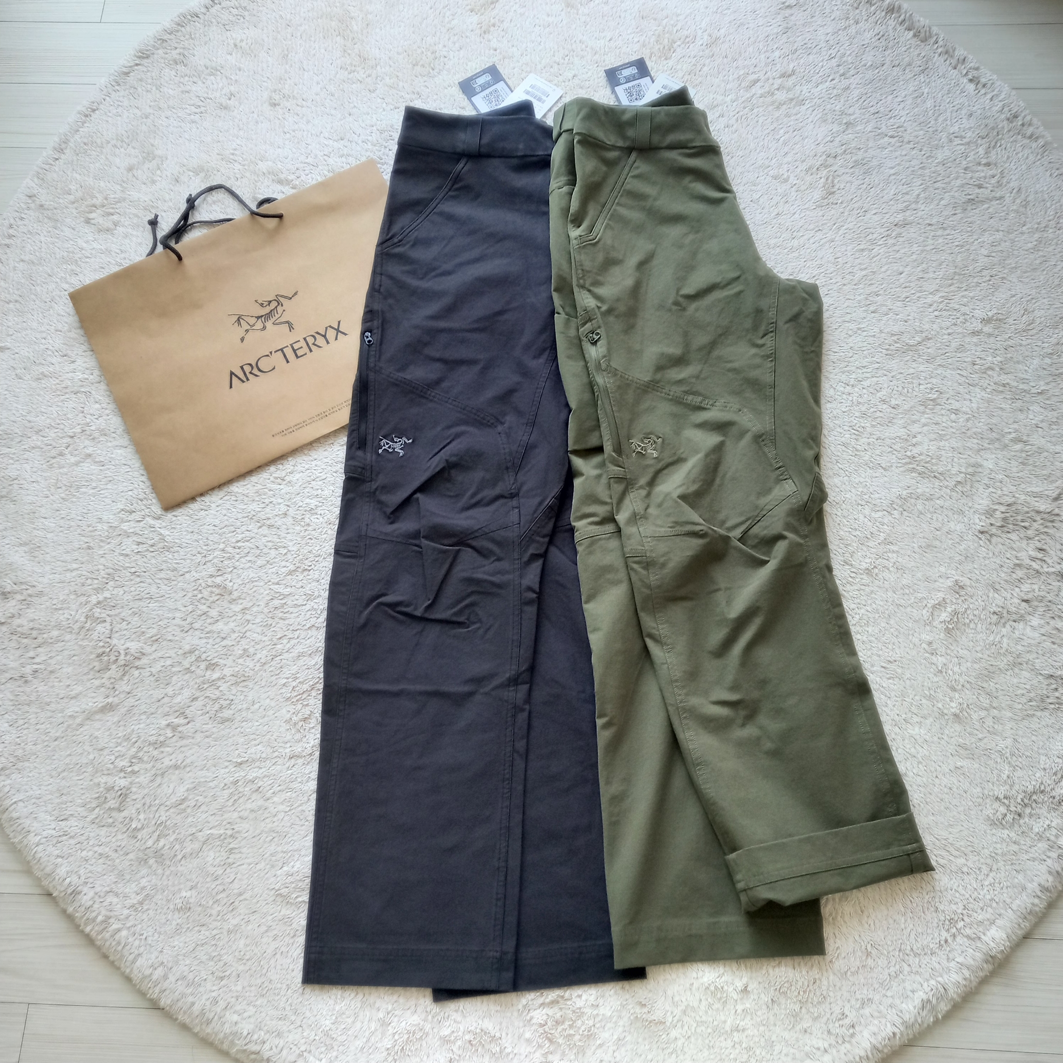 Arc'teryx Cronin Cotton Pants Tatsu, Arc'teryx Cronin Cotton Pants Black 착용 스타일 - 6