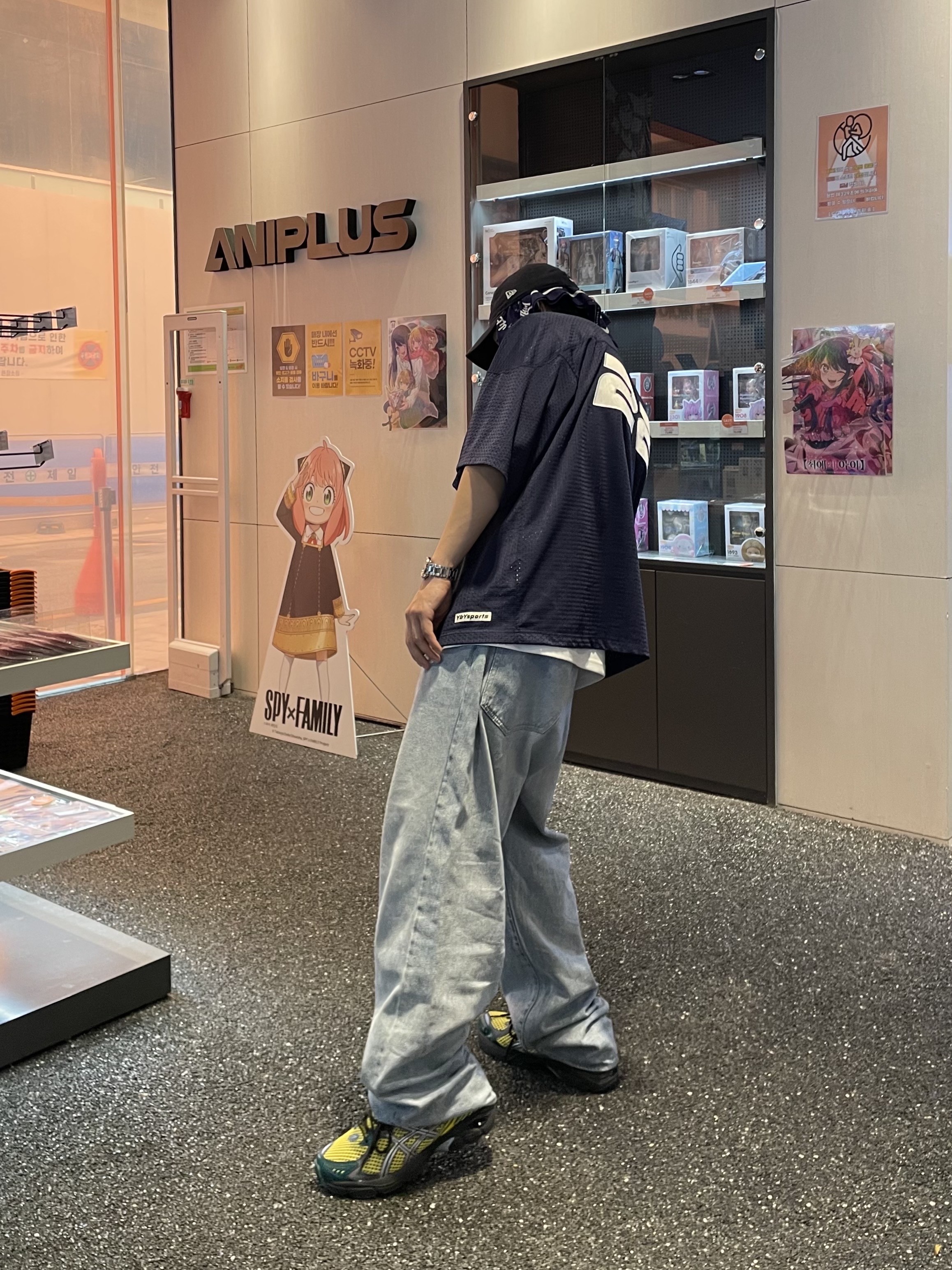 Comoli 5P Denim Pants Bleach - 22AW, Asics GT-2160 Dark Neptune Pure Silver 착용 스타일 - 4