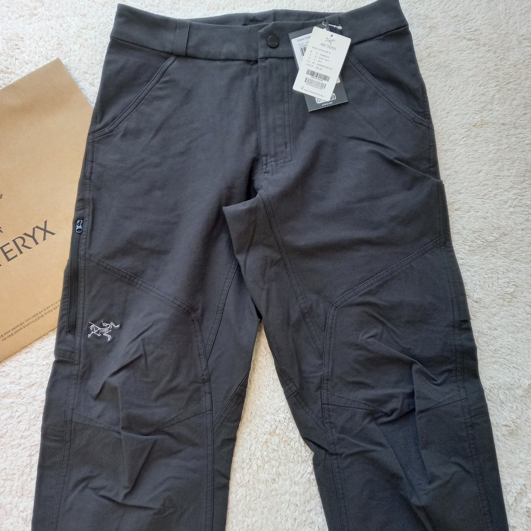 Arc'teryx Cronin Cotton Pants Black, Arc'teryx Cronin Cotton Pants Tatsu 착용 스타일 - 4