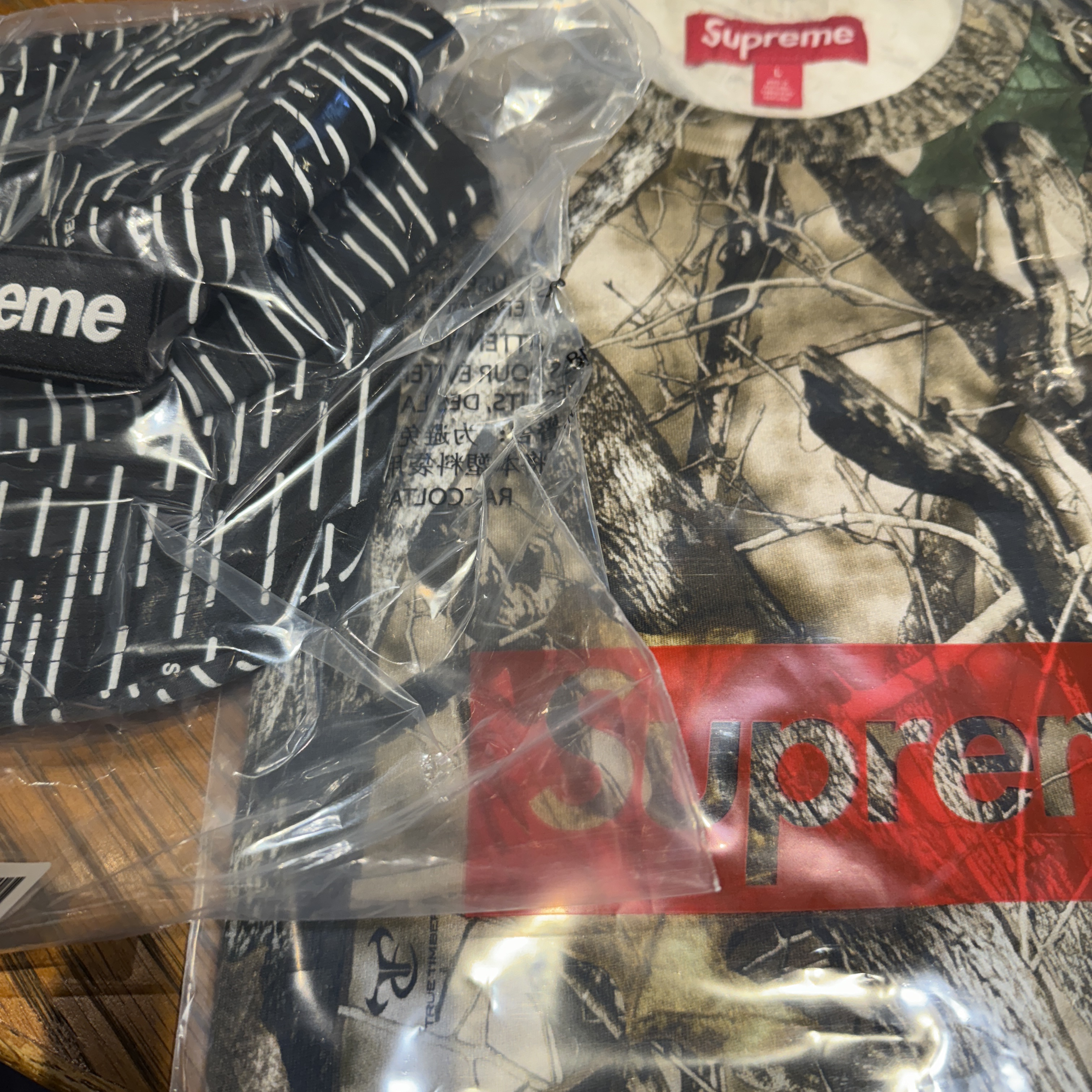 Supreme Military Camp Cap Black Raindrop - 24FW 착용 스타일 - 1