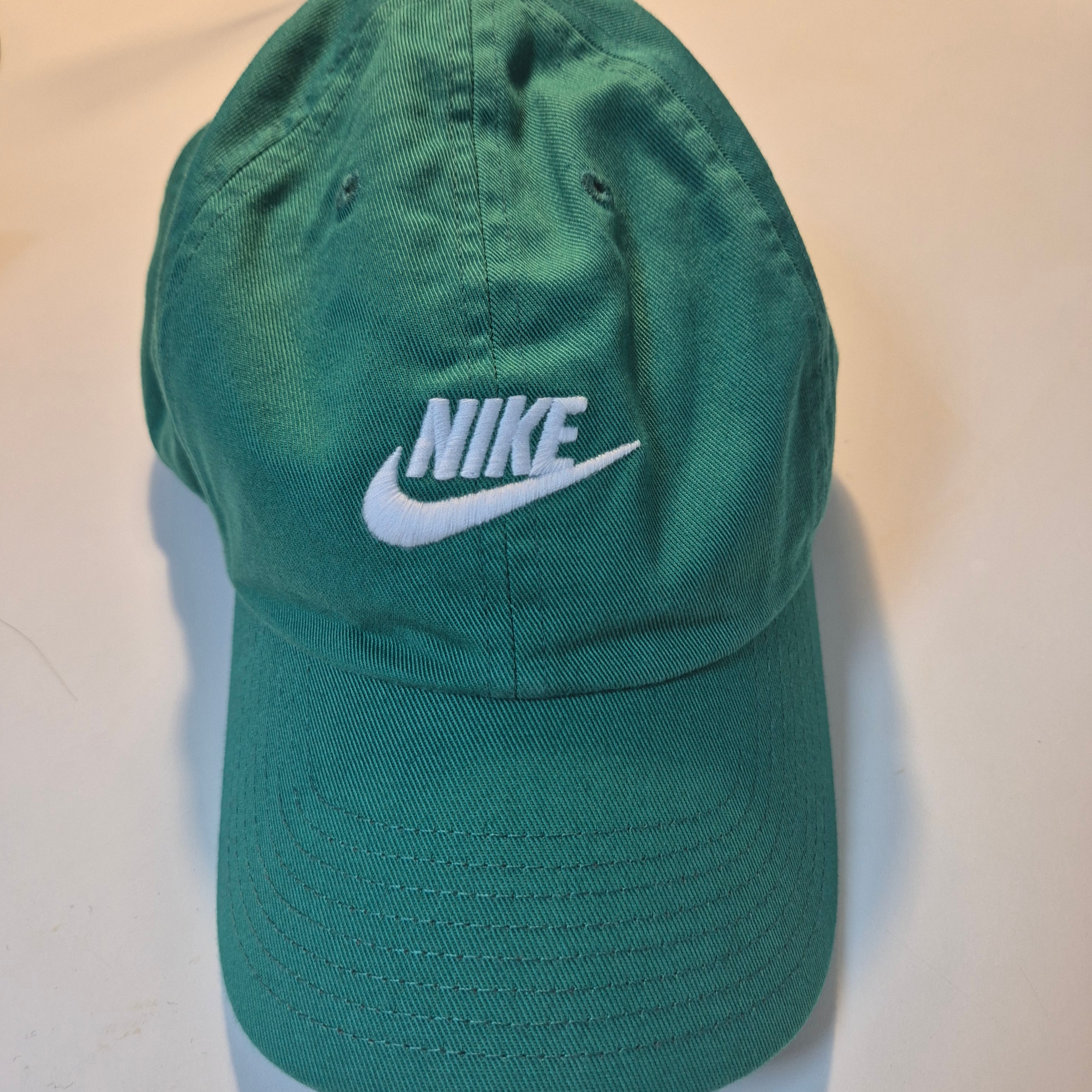 Nike Club Unstructured Futura Washed Cap Malachite 착용 스타일 - 1