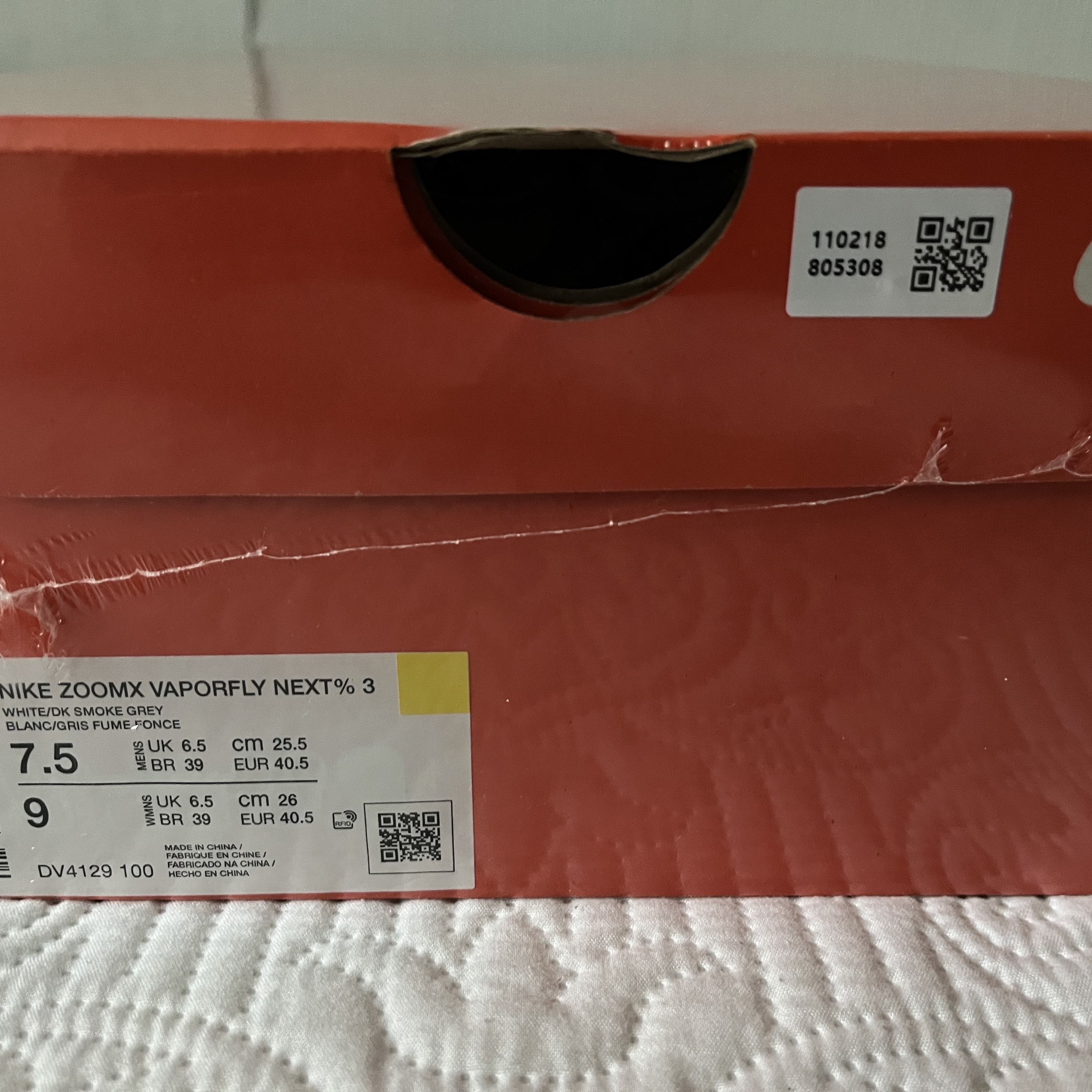 Nike ZoomX Vaporfly Next% 3 White Grey 착용 스타일 - 2