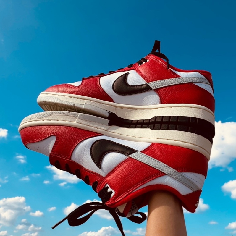 Nike Dunk Low Retro PRM University Red Black 착용 스타일