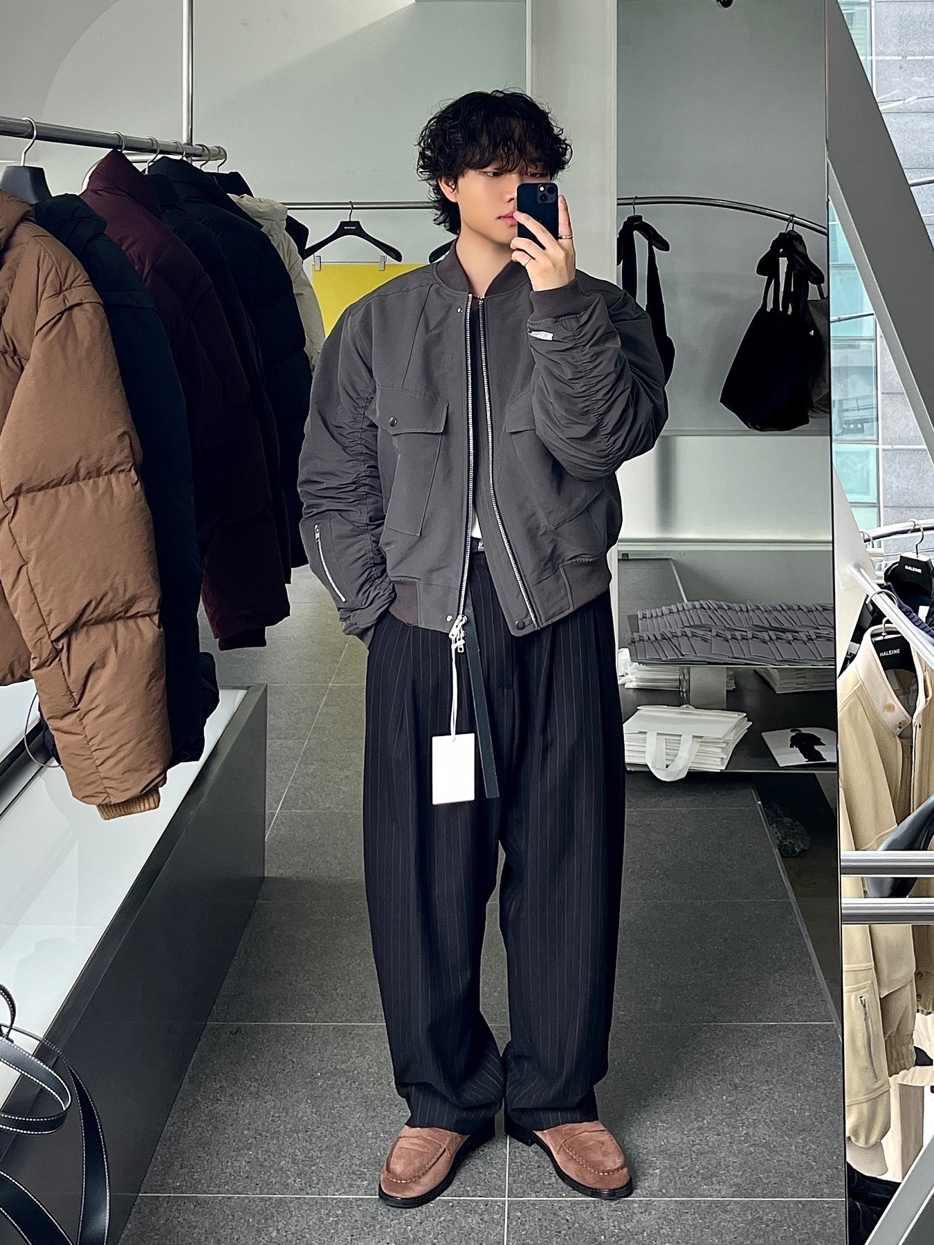 Haleine Cargo Pocket Bomber Jacket Black (VJ319), Haleine Cargo Pocket Bomber Jacket Grey (VJ320) 착용 스타일