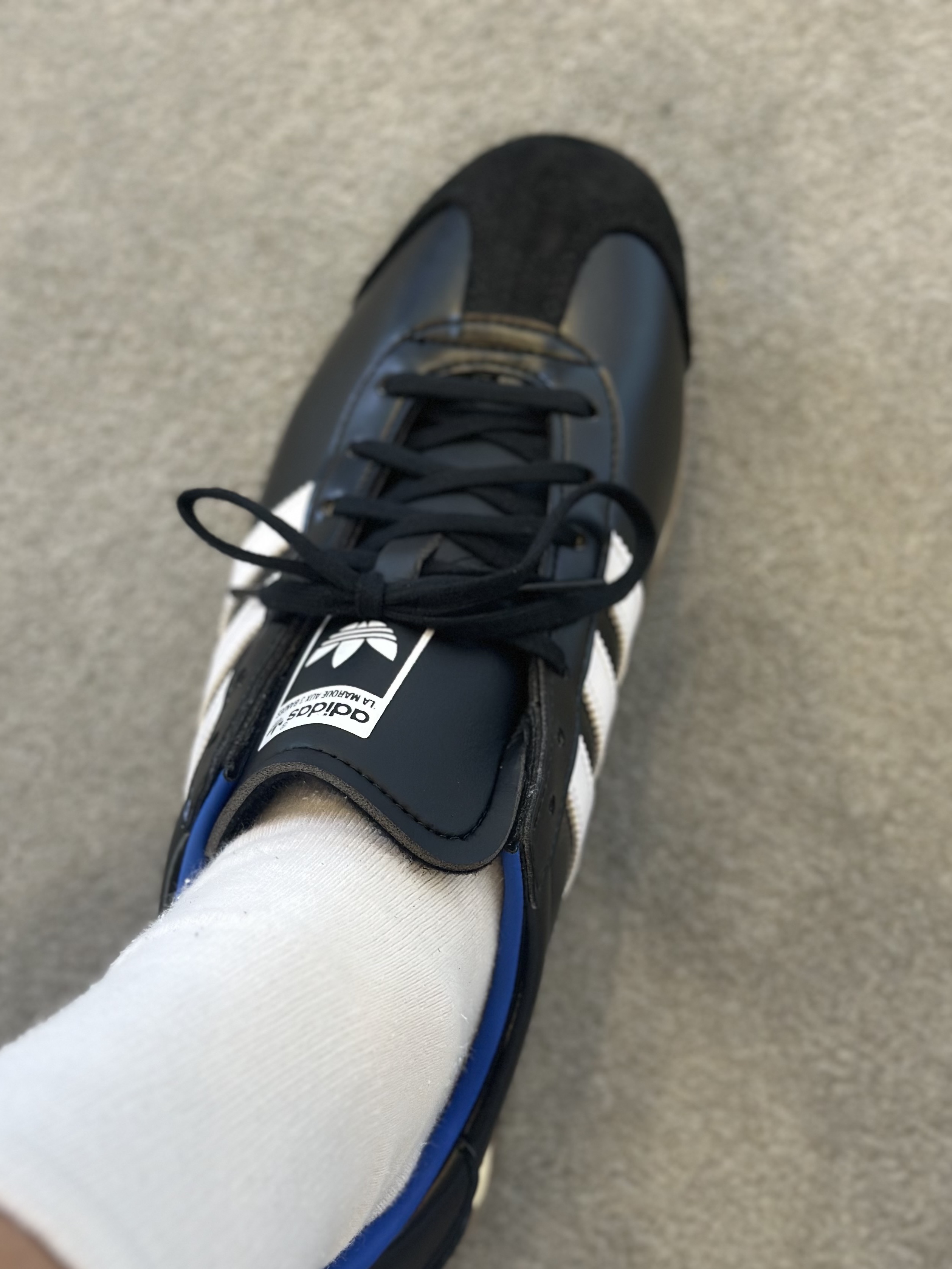 Adidas x Yeseyesee Country OG Core Black Cloud White 착용 스타일 - 7
