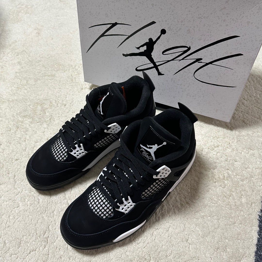 Jordan 4 Retro White Thunder 착용 스타일 - 2