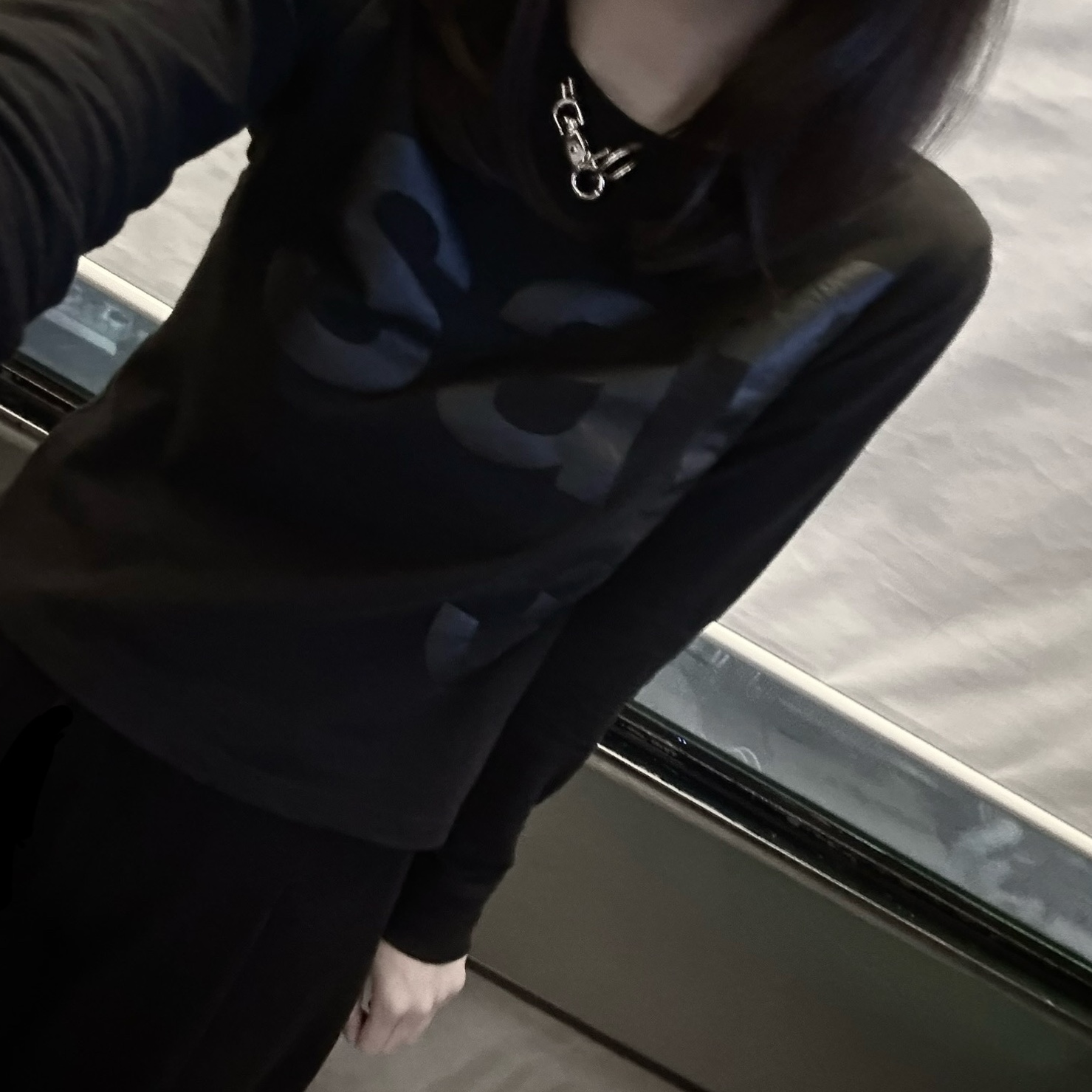 [예약 배송][KREAM 단독] Safarispot Women 1/2 Basic Safari LS T-Shirt Black 착용 스타일