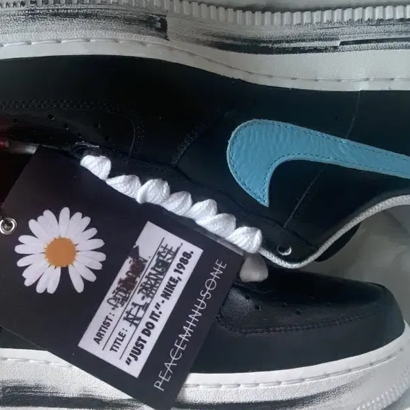 Nike x Peaceminusone Air Force 1 Low Para-Noise 3.0 Black and Multicolor 착용 스타일