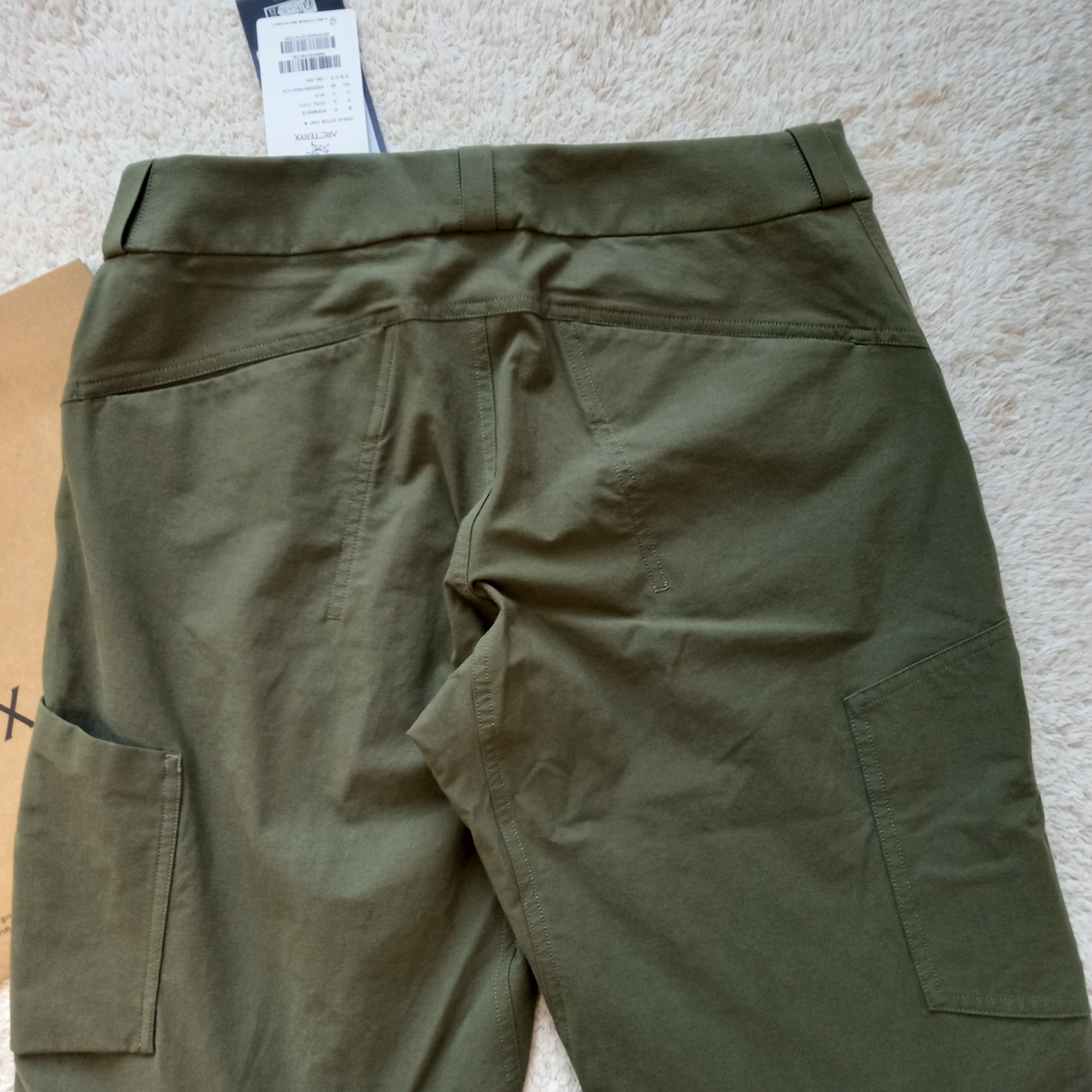 Arc'teryx Cronin Cotton Pants Tatsu, Arc'teryx Cronin Cotton Pants Black 착용 스타일 - 5
