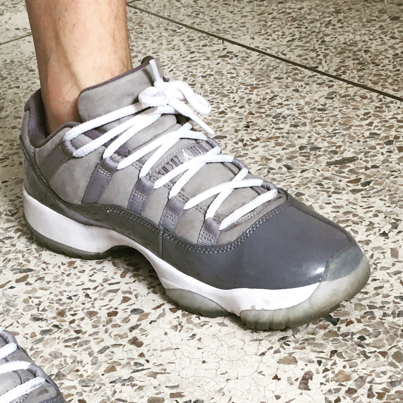 Jordan 11 Retro Low Cool Grey 착용 스타일