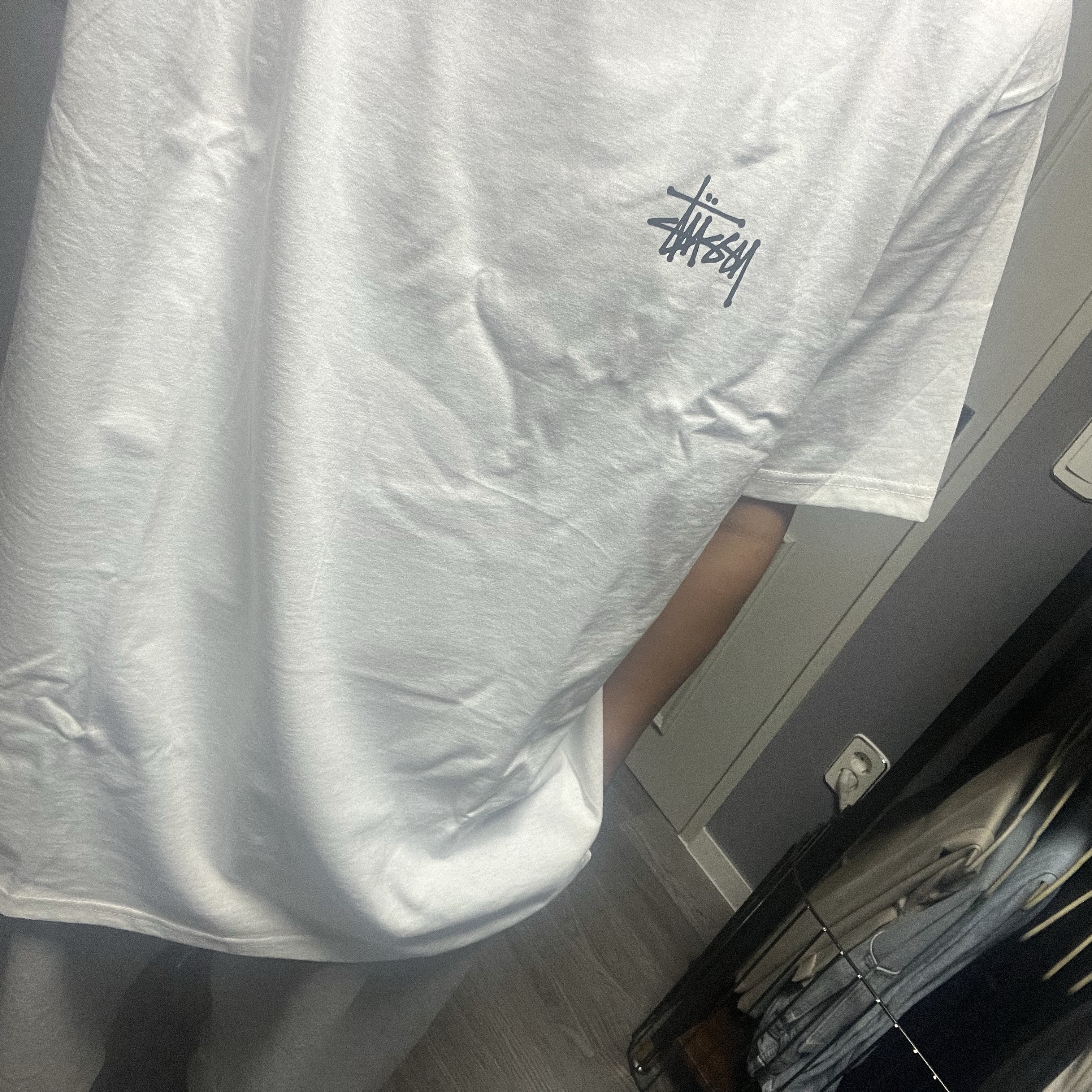 Stussy Basic Stussy T-Shirt White 2024, 2025 착용 스타일 - 2