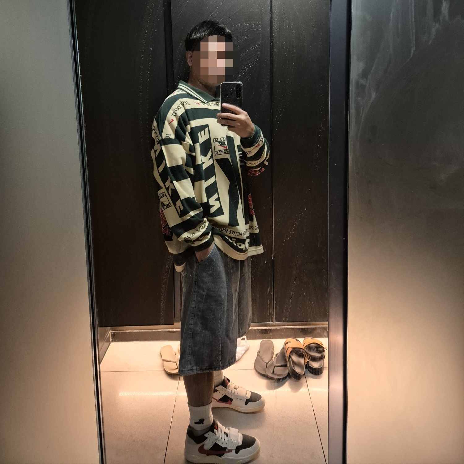 Jordan x Travis Scott Jumpman Jack TR University Red, Nike x Cactus Plant Flea Market Long Sleeve Polo Natural - Asia 착용 스타일 - 1