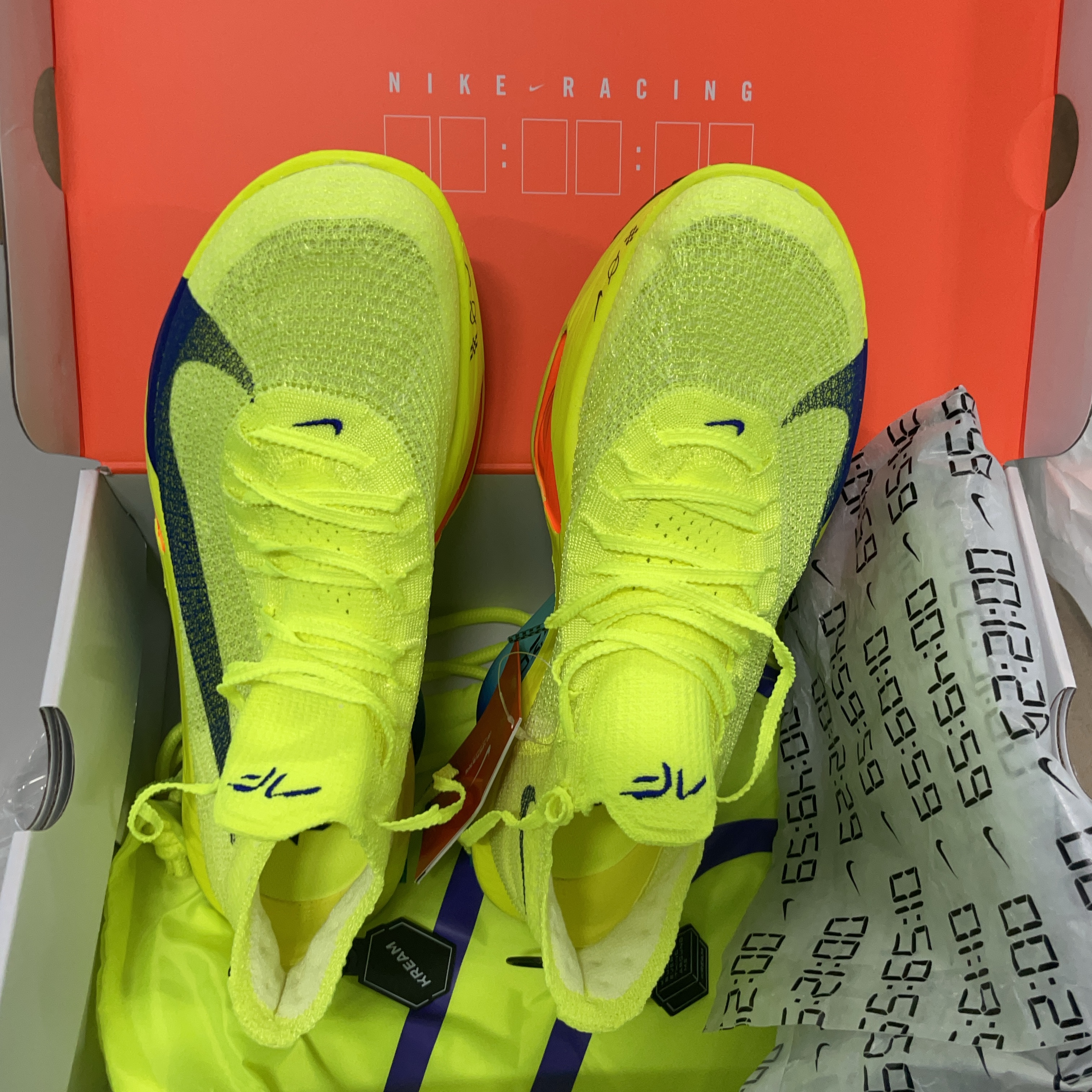 Nike Air Zoom Alphafly Next% 3 Volt 착용 스타일 - 2