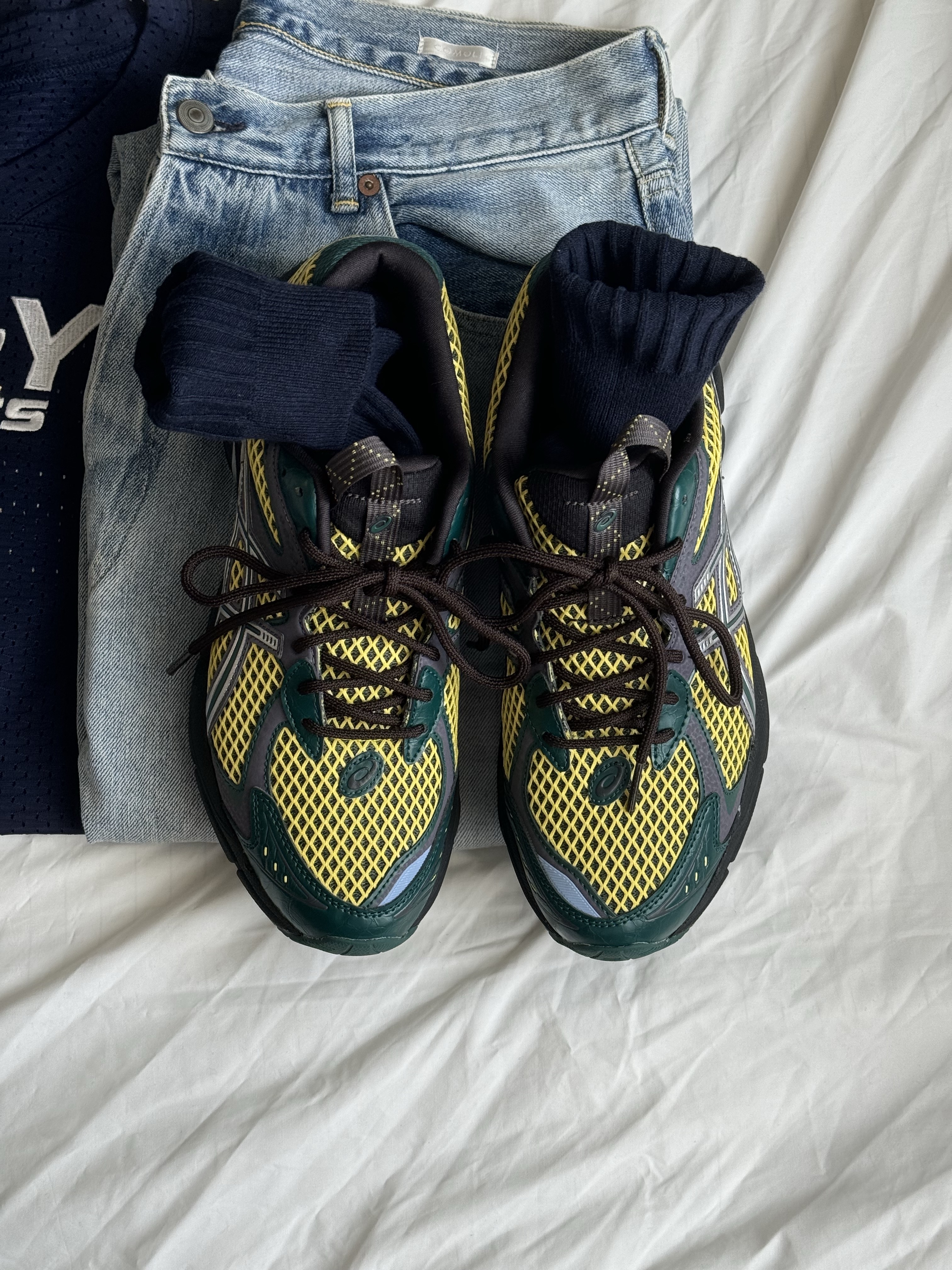 Comoli 5P Denim Pants Bleach - 22AW, Asics GT-2160 Dark Neptune Pure Silver 착용 스타일 - 7