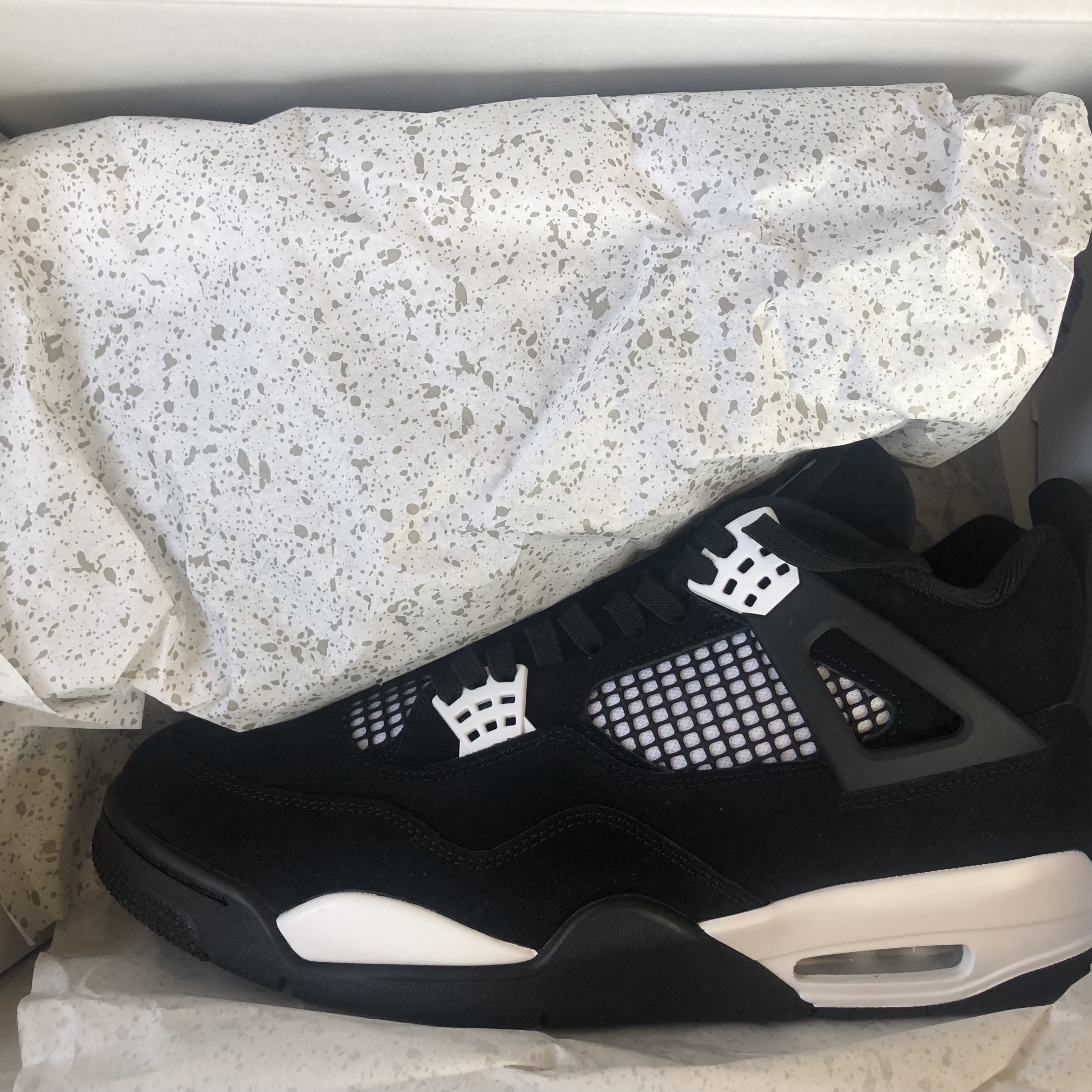 Jordan 4 Retro White Thunder 착용 스타일 - 2
