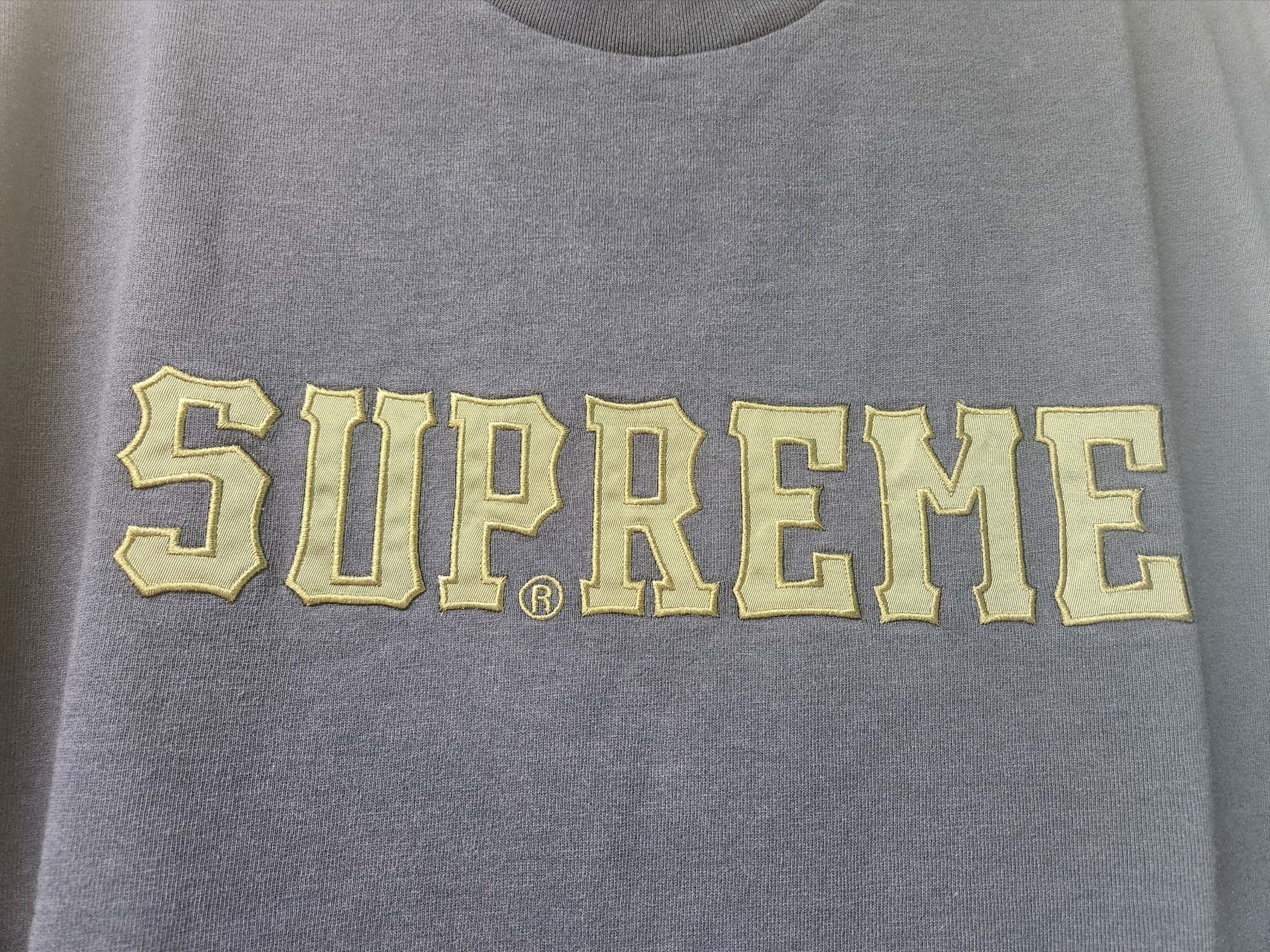 Supreme Twill Applique S/S Top Navy - 24FW 착용 스타일
