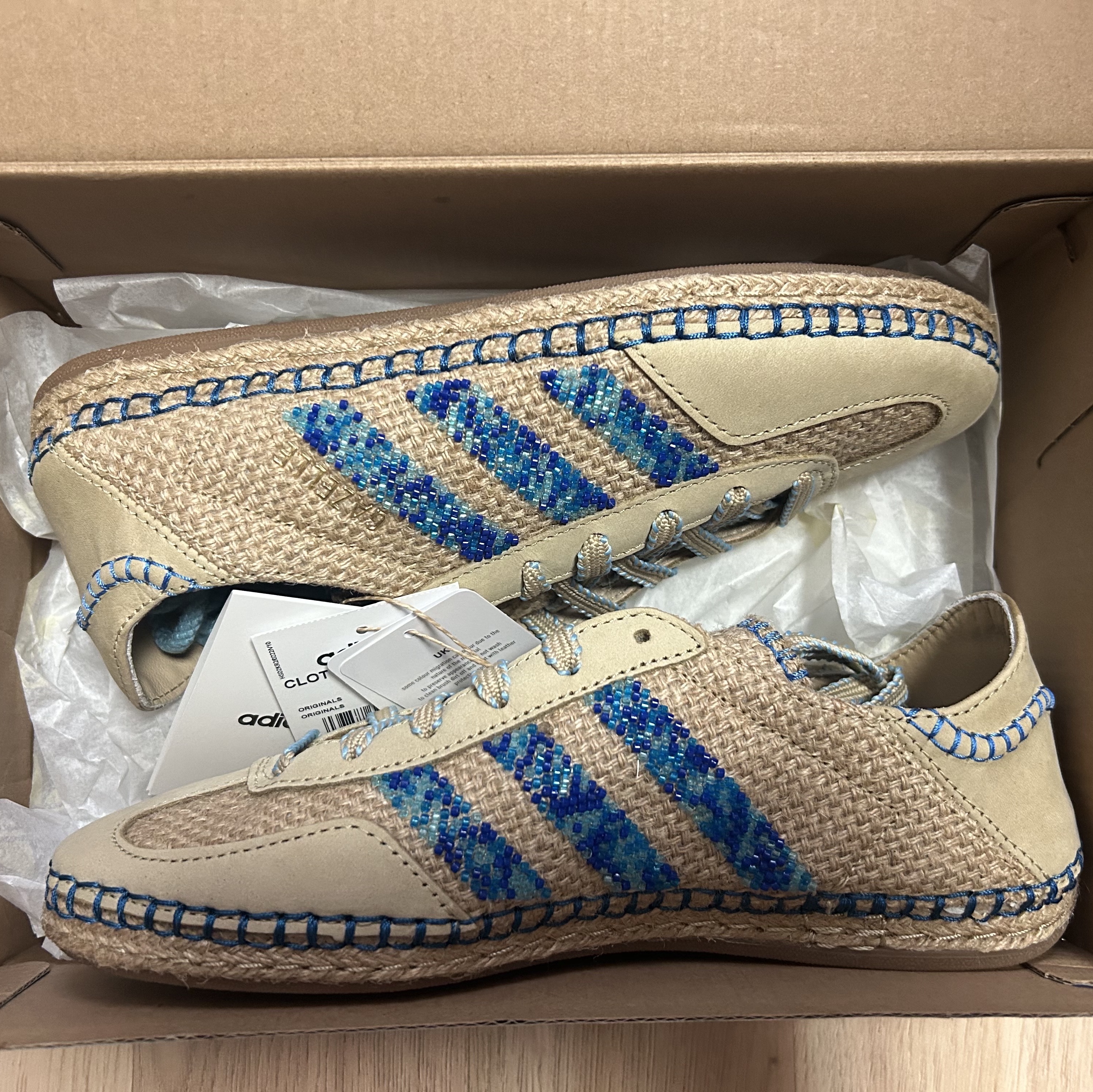 Adidas x Clot Gazelle Linen Khaki Light Blue 착용 스타일 - 4
