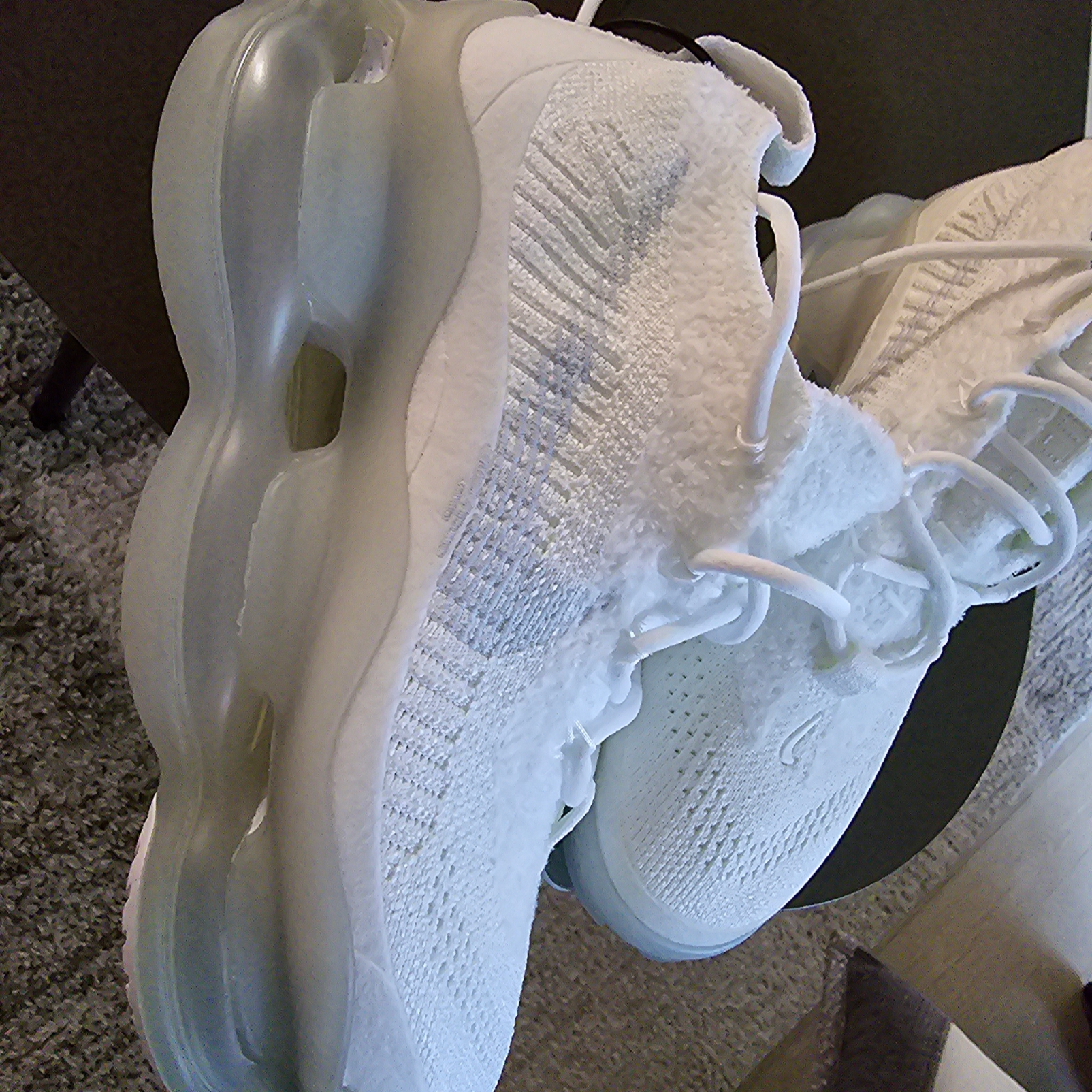 (W) Nike Air Max Scorpion Flyknit White 착용 스타일
