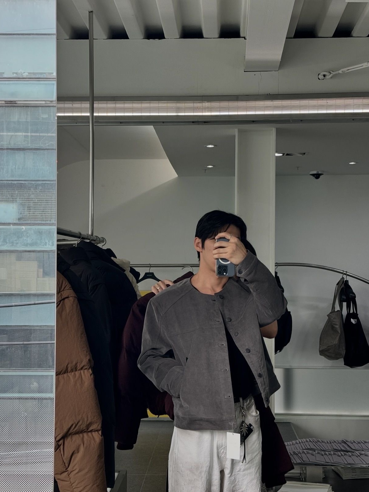 Haleine Cropped Collarless Jacket Grey (VJ315), Haleine Cropped Collarless Jacket Black (VJ314) 착용 스타일
